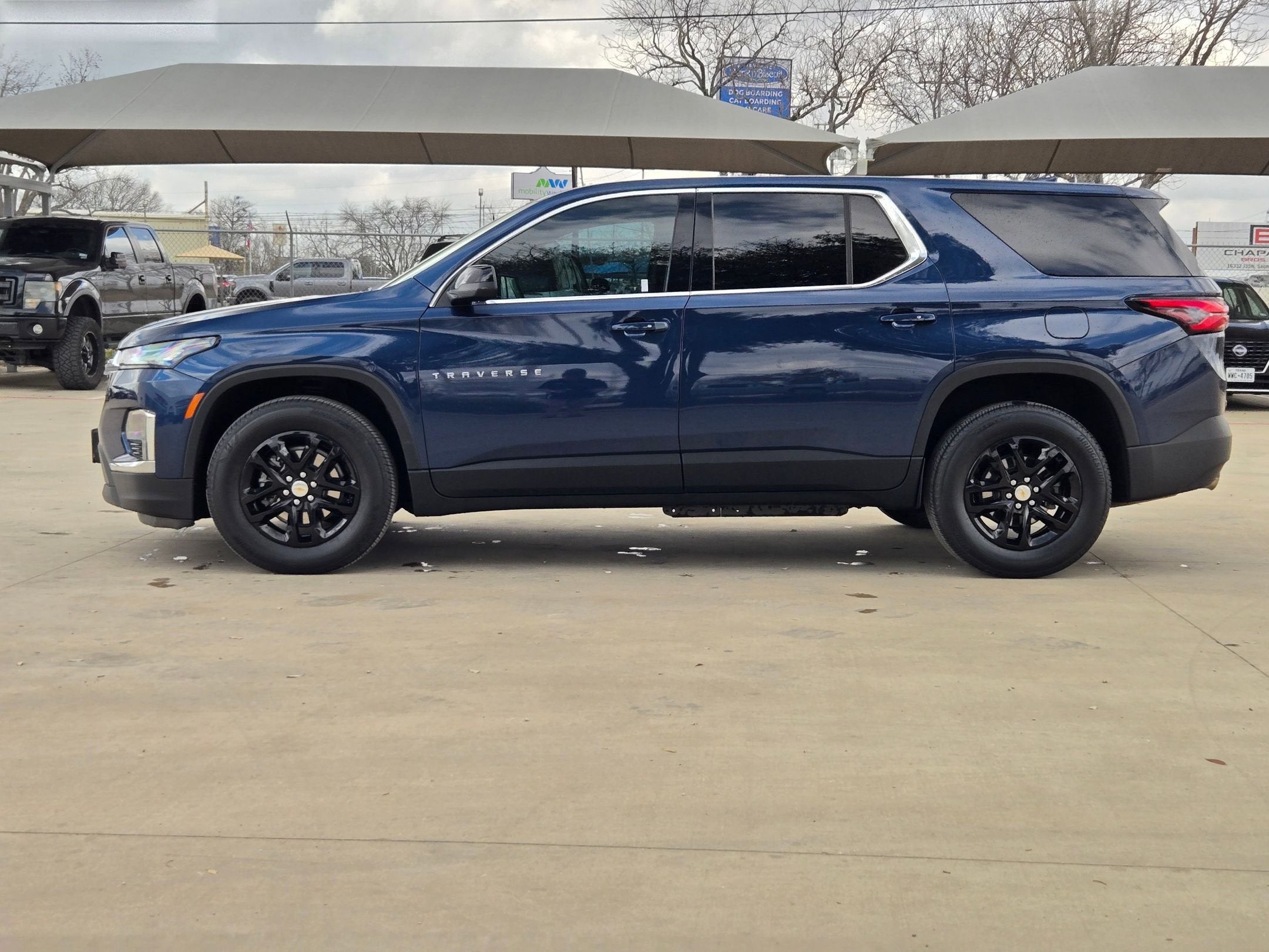 2022 Chevrolet TRAVERSE LS