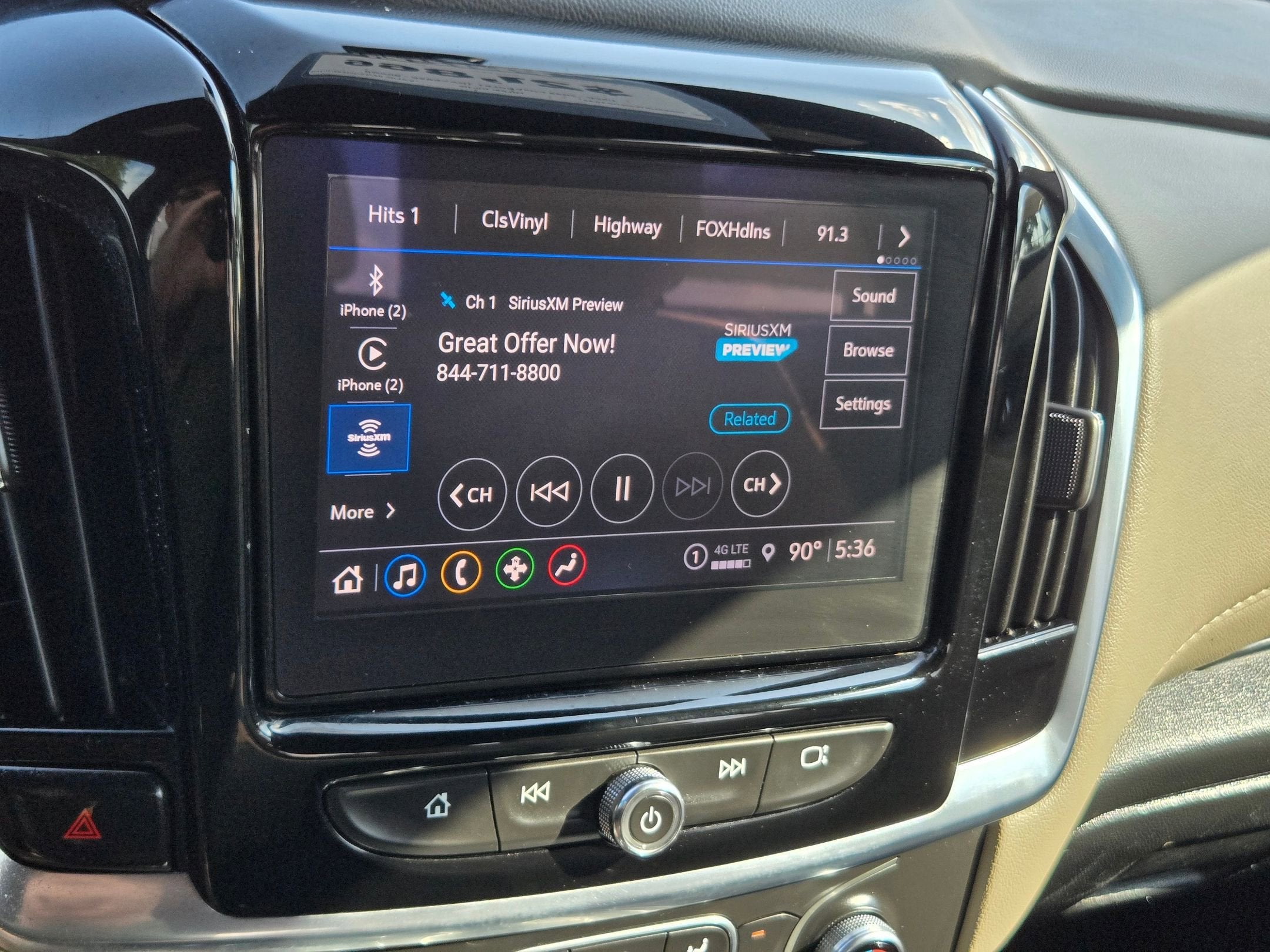 2022 Chevrolet TRAVERSE LT