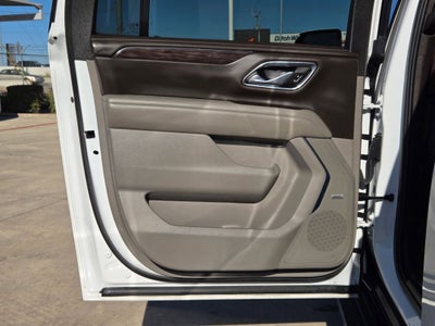 2023 Chevrolet SUBURBAN LT