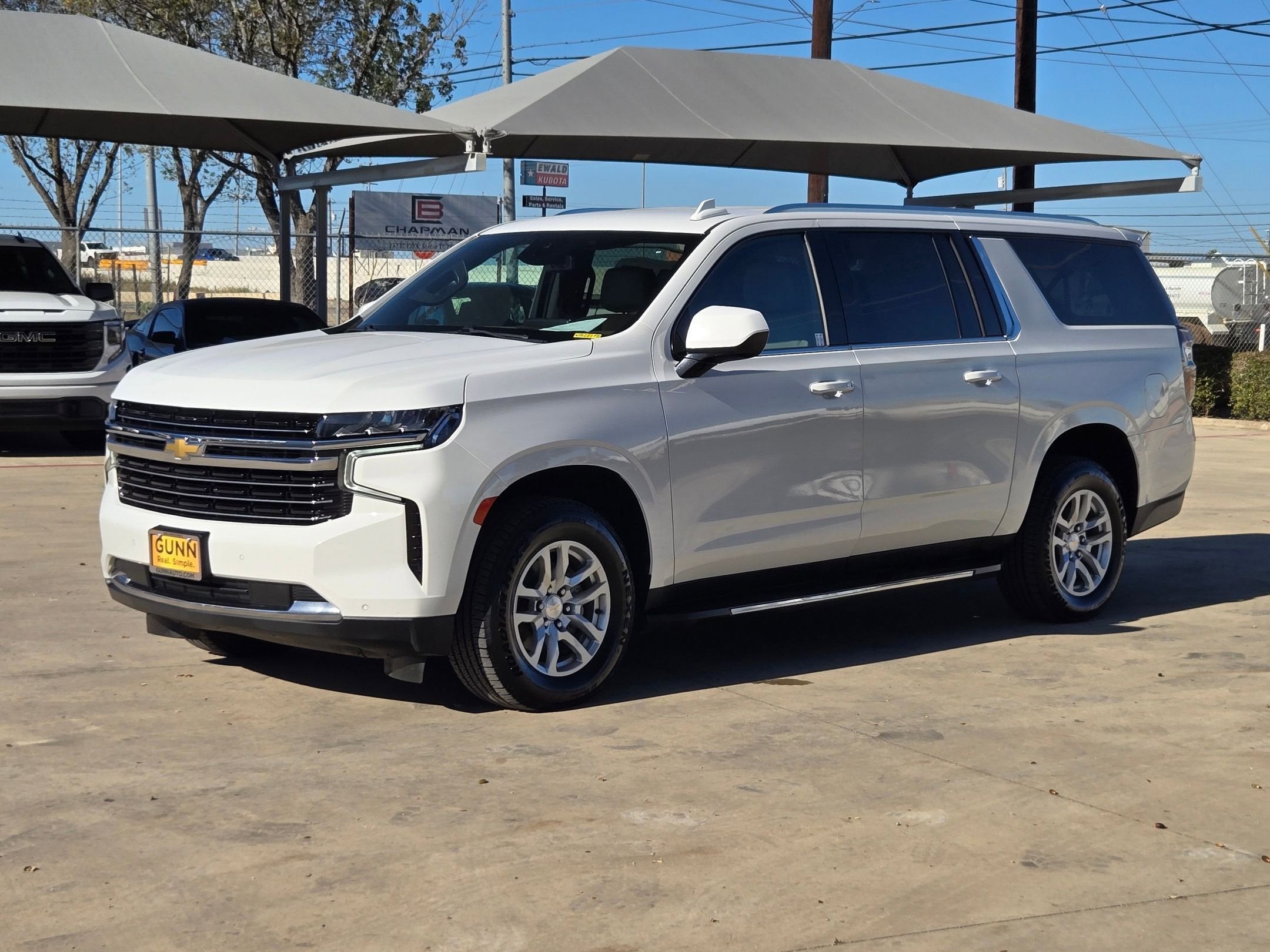 2023 Chevrolet SUBURBAN LT