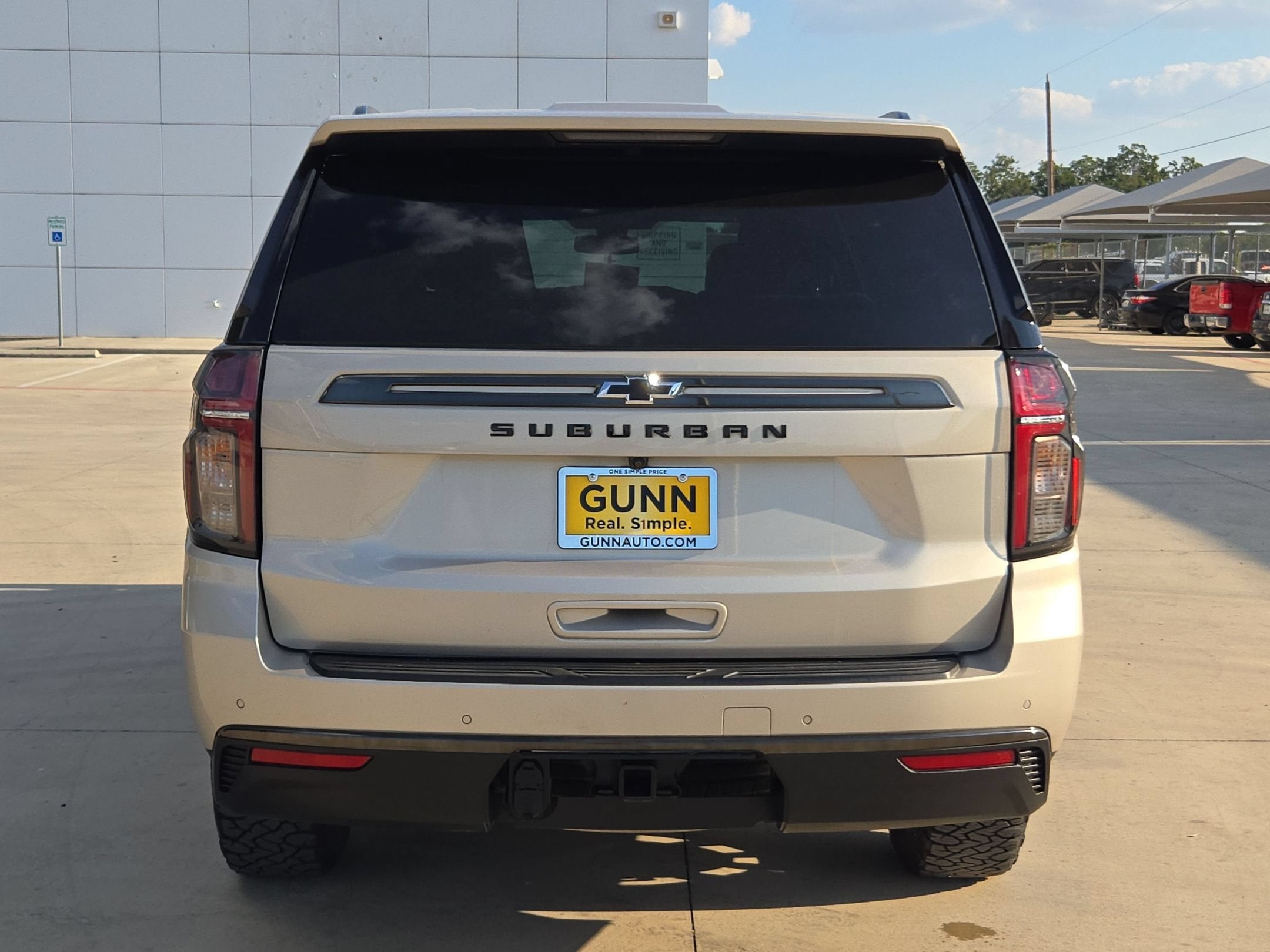 2021 Chevrolet SUBURBAN Z71