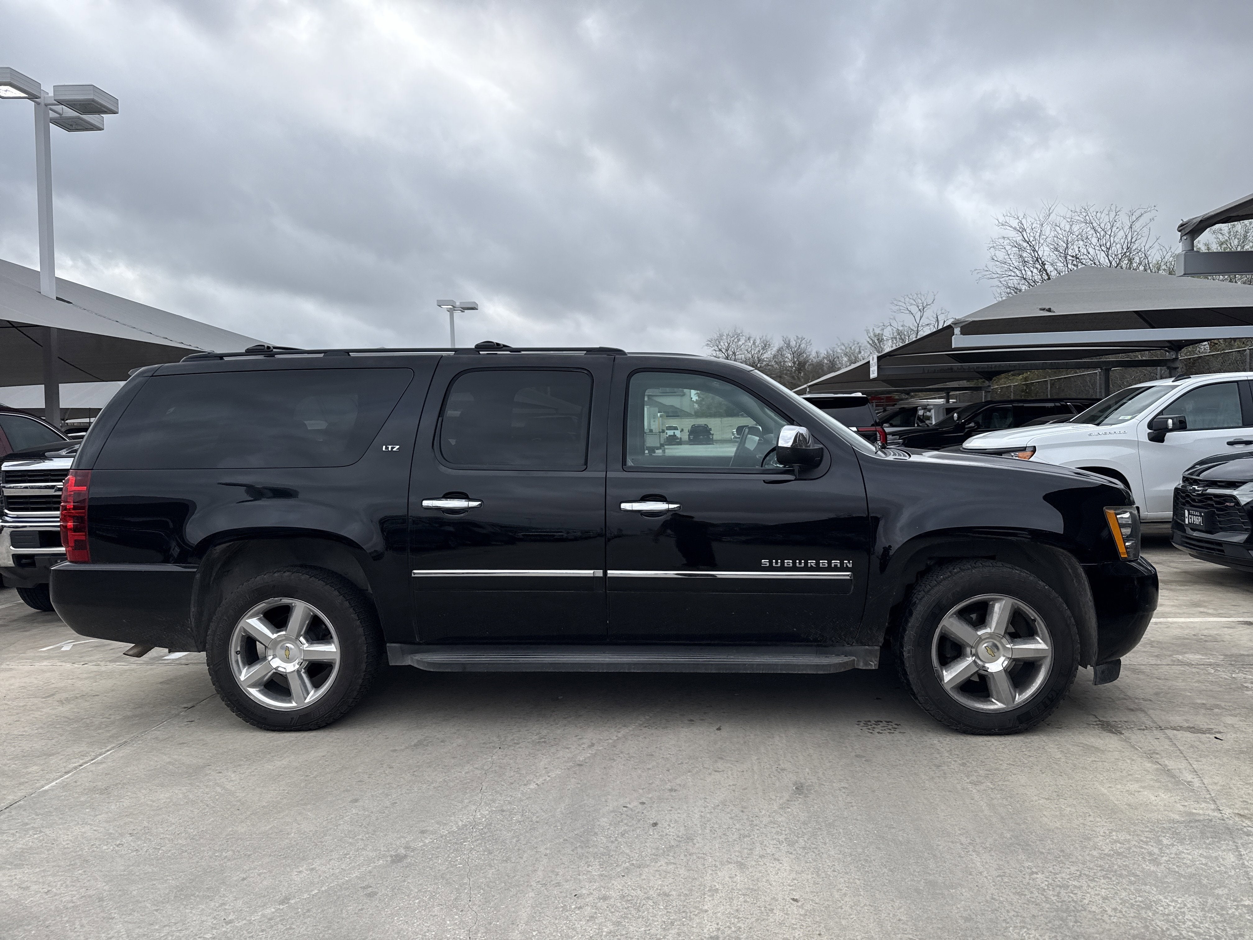 2014 Chevrolet SUBURBAN LTZ
