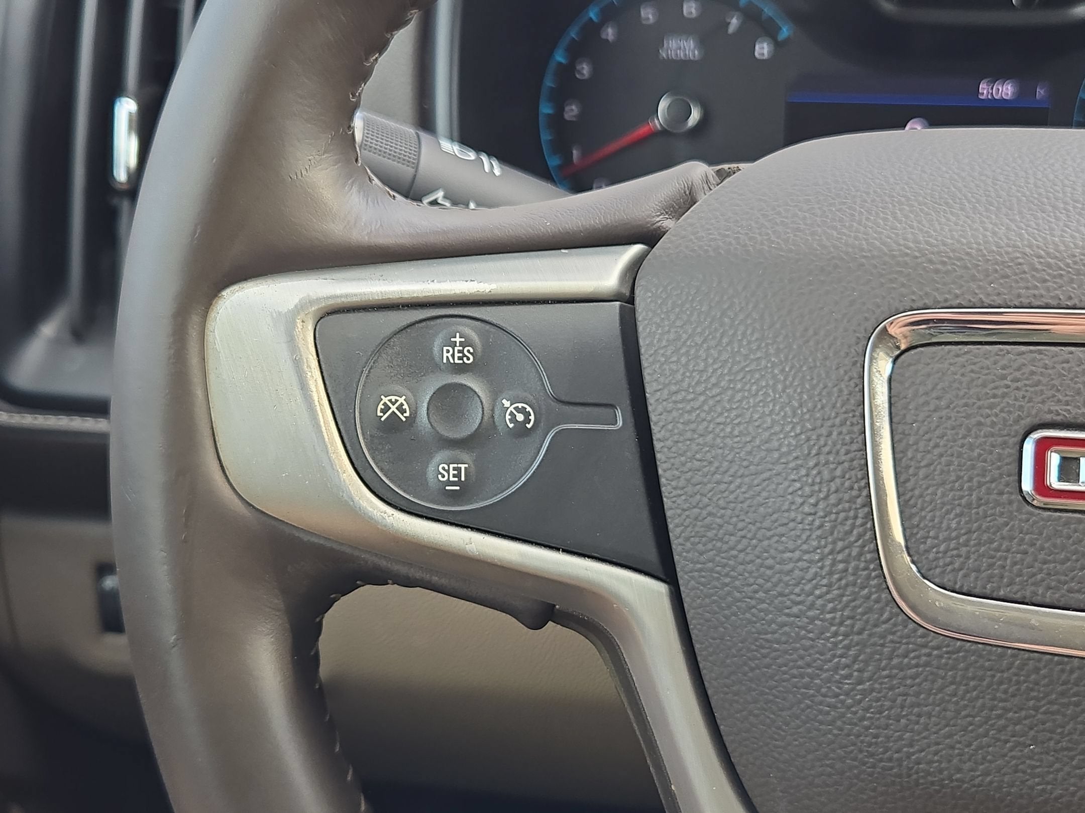 2020 GMC CANYON SLE