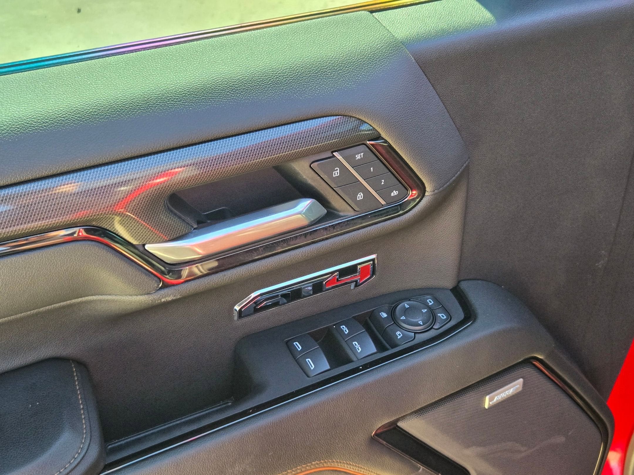 2024 GMC SIERRA 1500 AT4