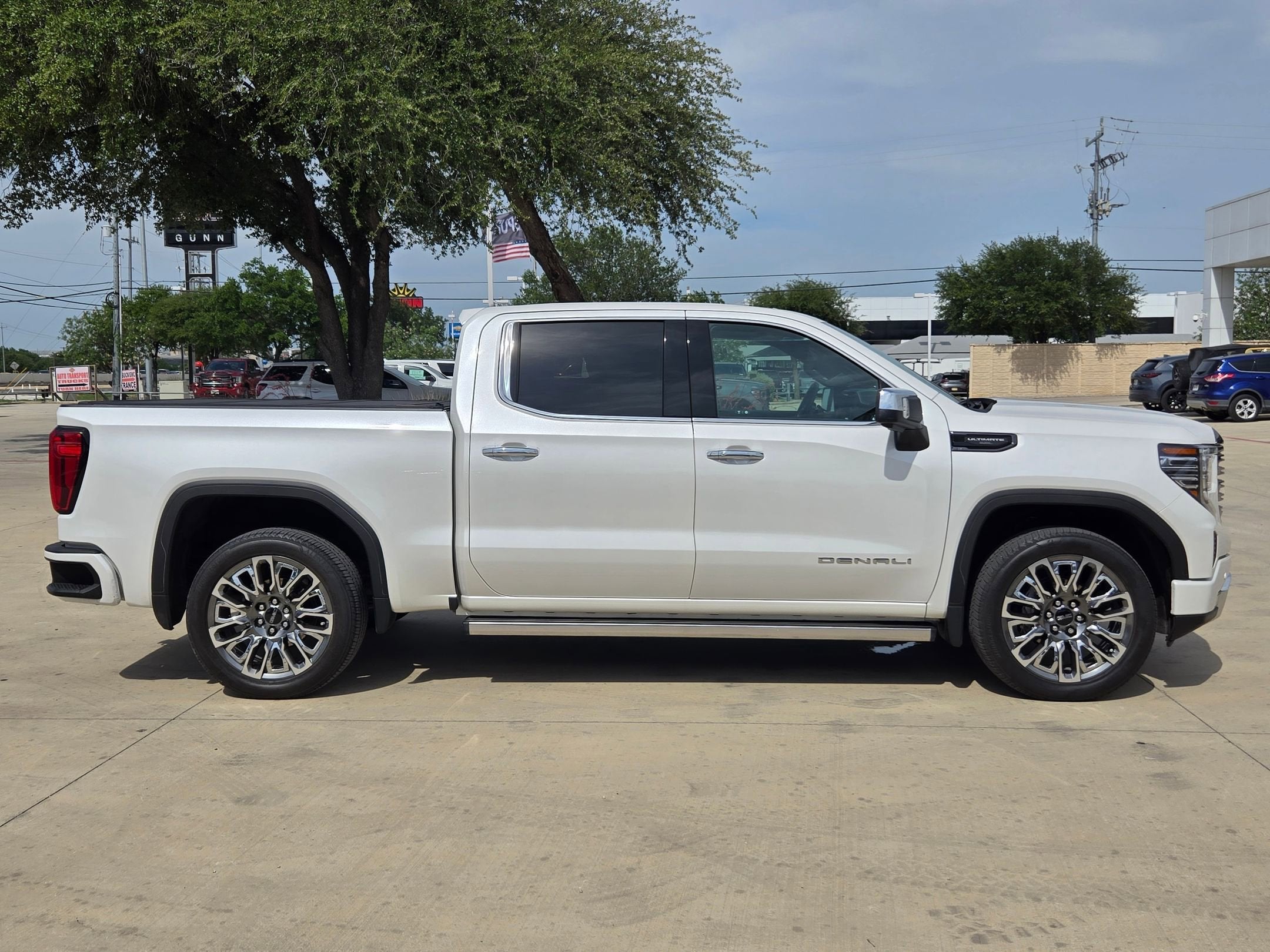 2023 GMC SIERRA 1500 DENALI