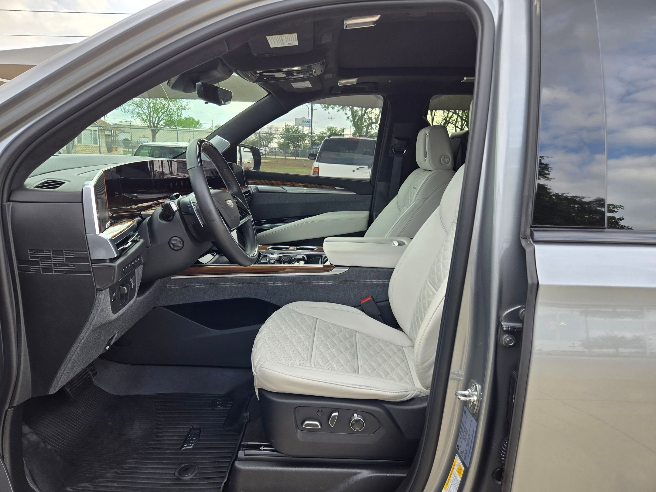 2025 Cadillac ESCALADE SPORT PLATINUM