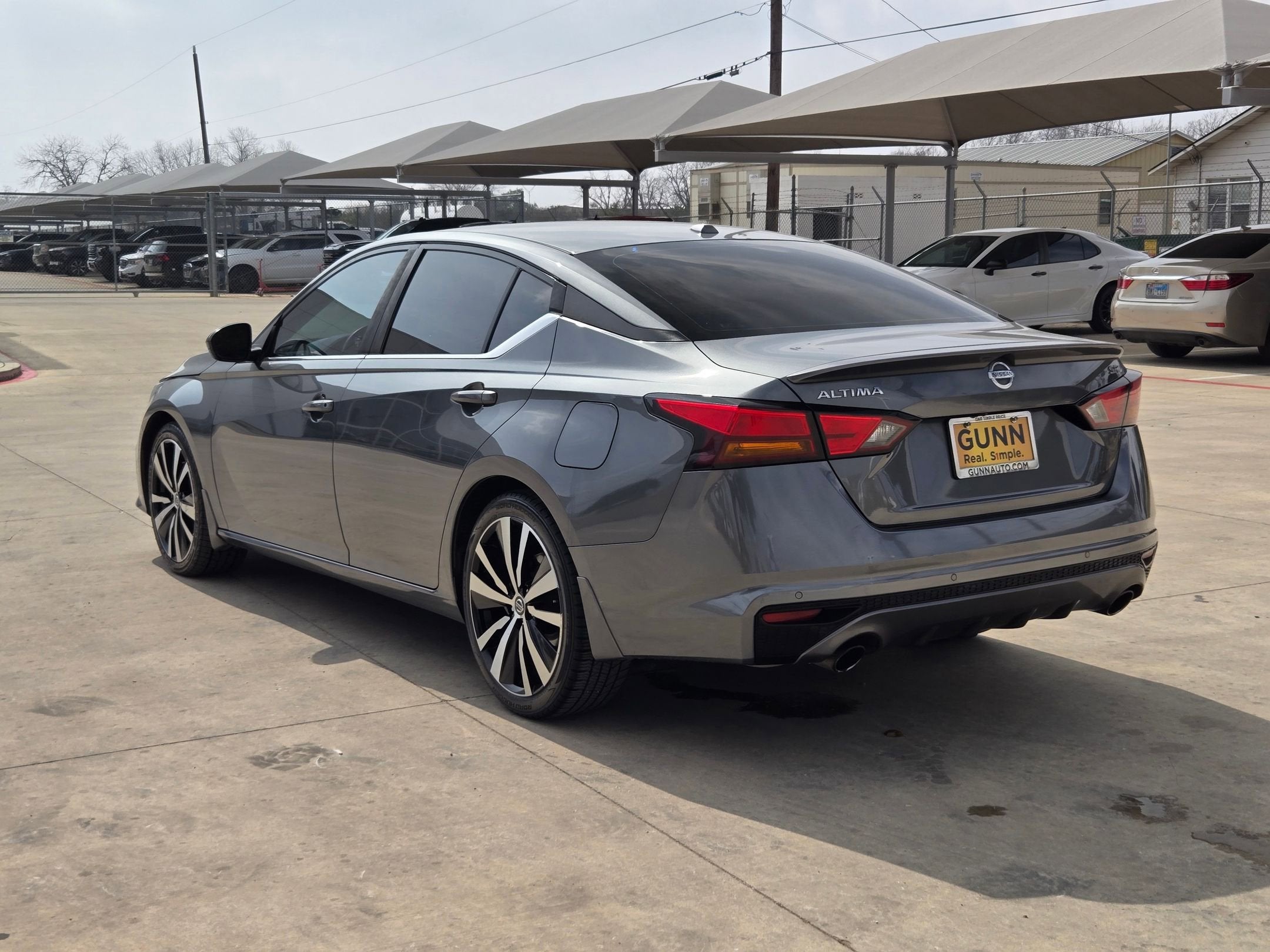 2020 Nissan ALTIMA SR