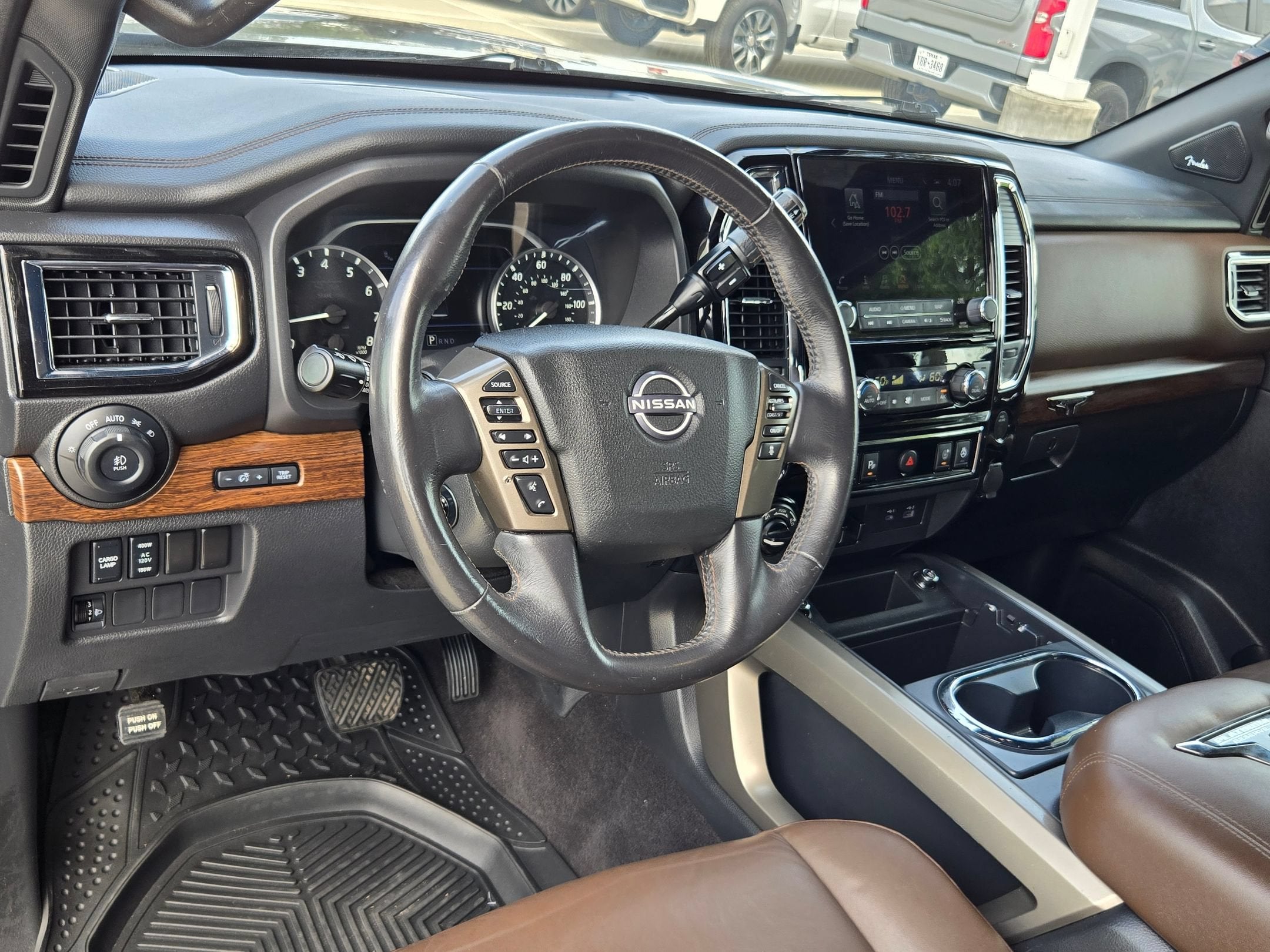 2023 Nissan TITAN PLATINUM RESERVE