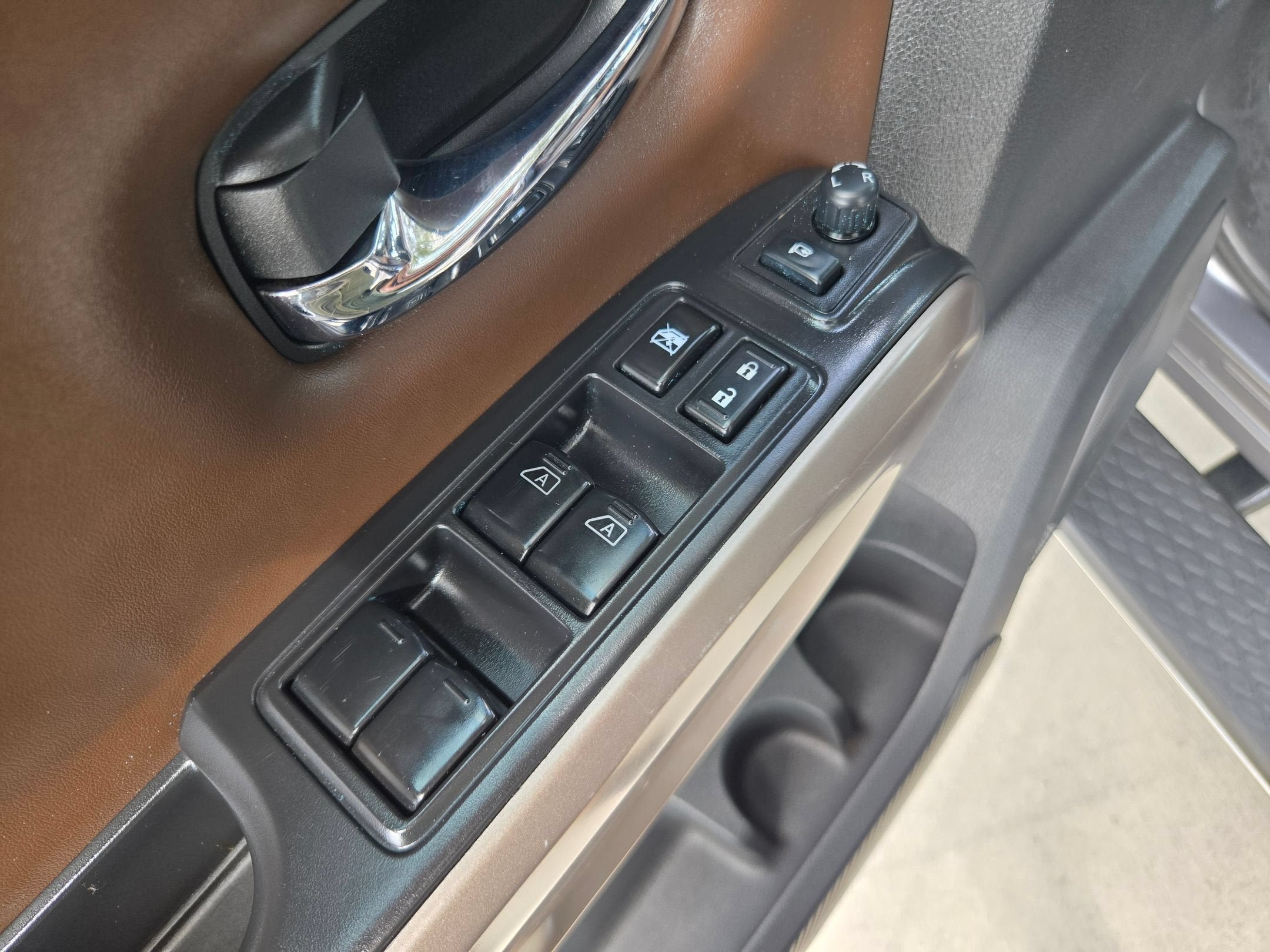 2023 Nissan TITAN PLATINUM RESERVE
