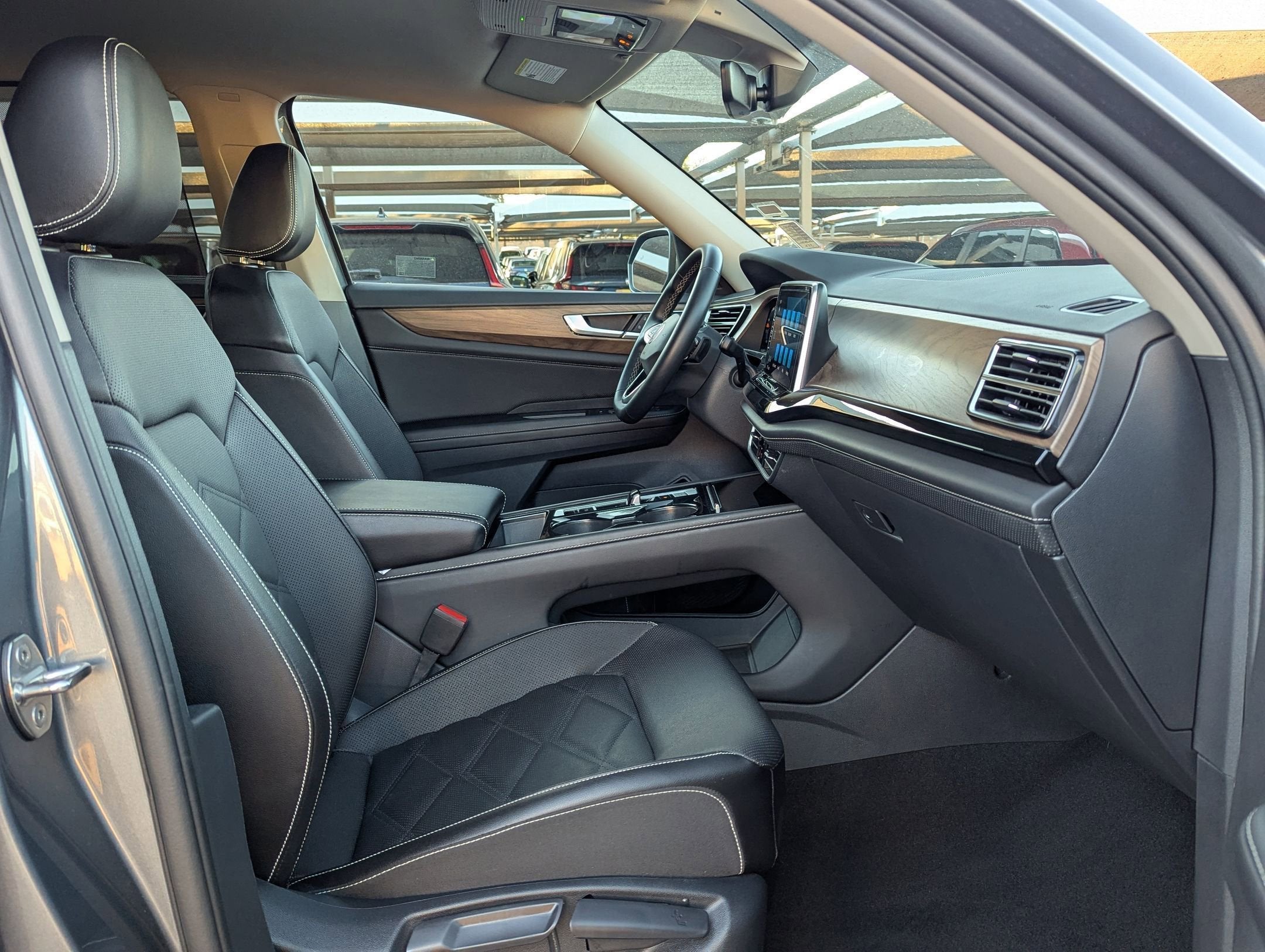 2025 Volkswagen ATLAS 2.0T SE w/Technology