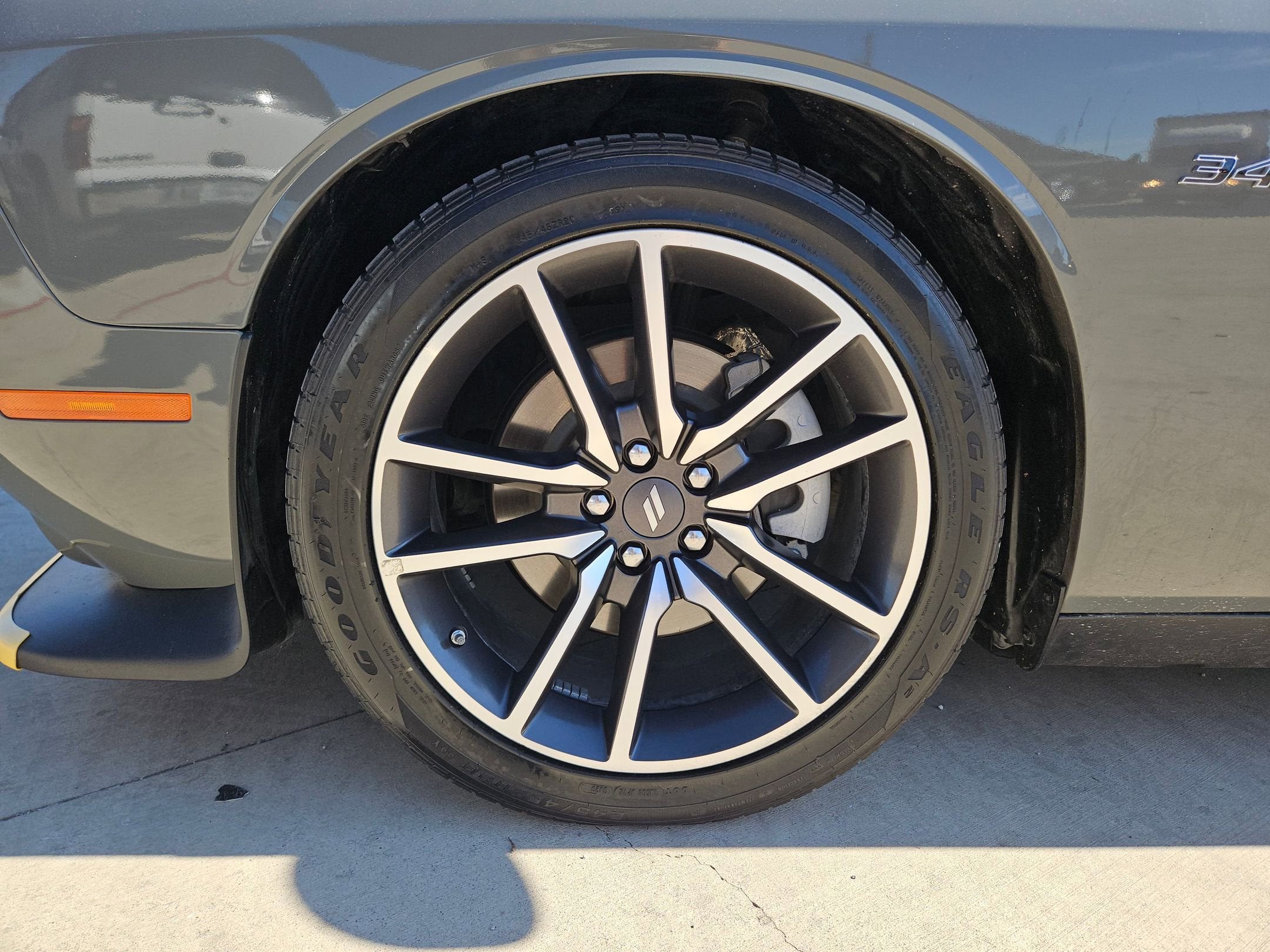 2023 Dodge CHALLENGER R/T