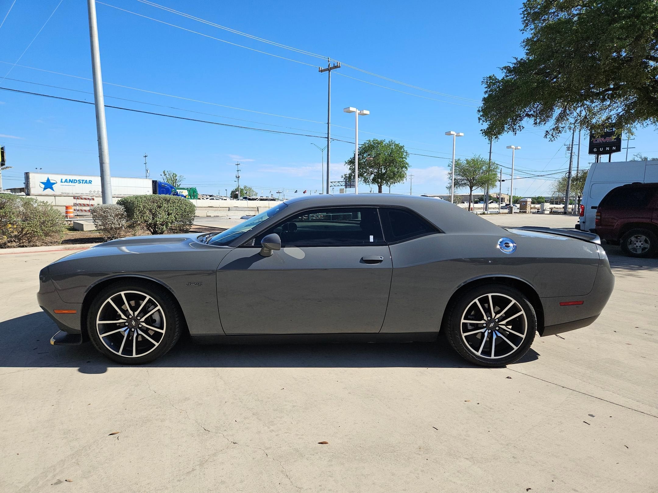 2023 Dodge CHALLENGER R/T