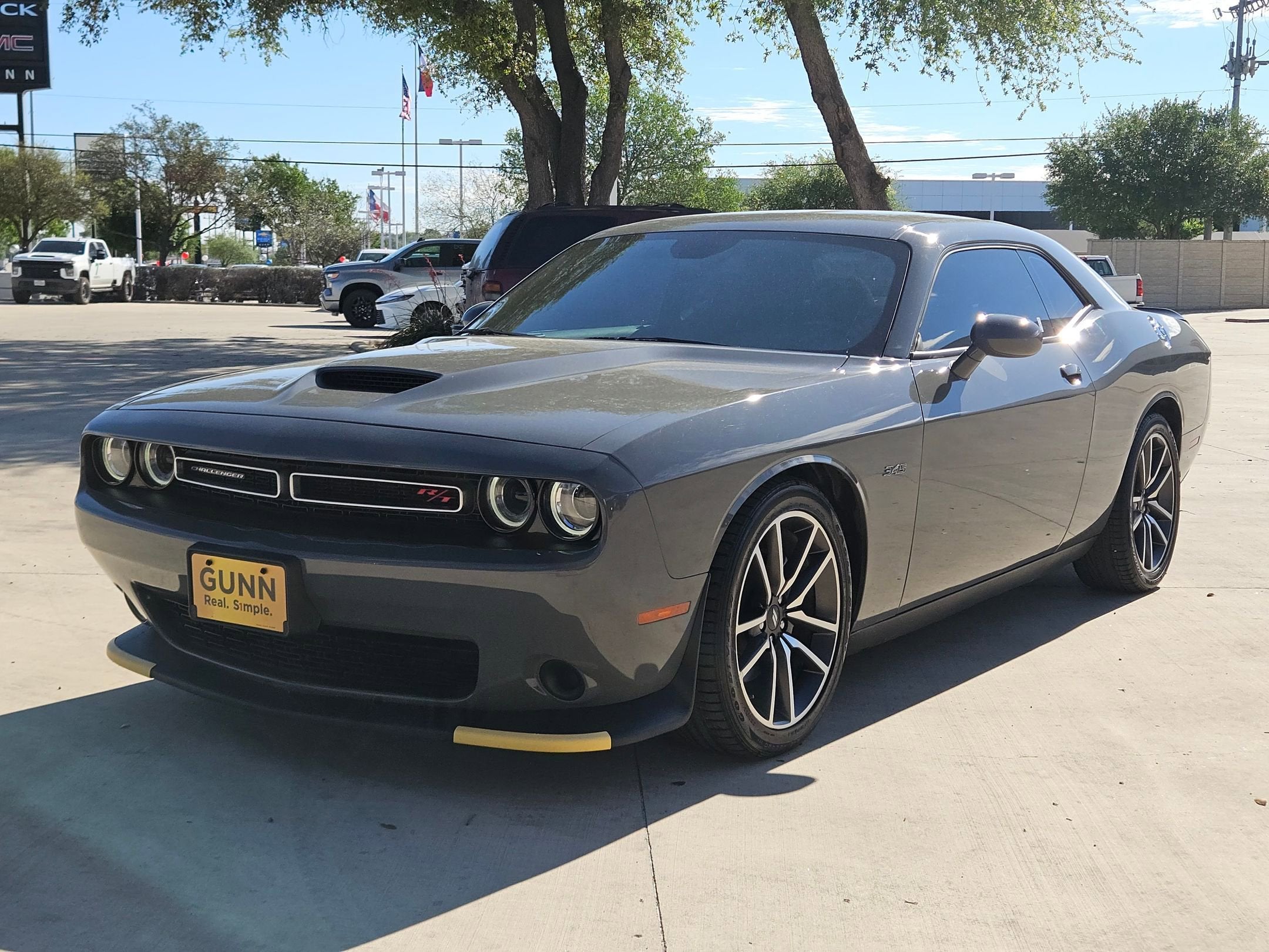 2023 Dodge CHALLENGER R/T