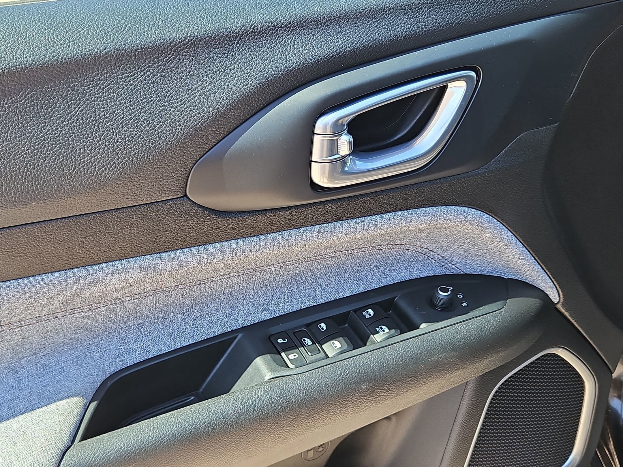 2024 Jeep COMPASS 4WD LATITUDE LUX 4X4