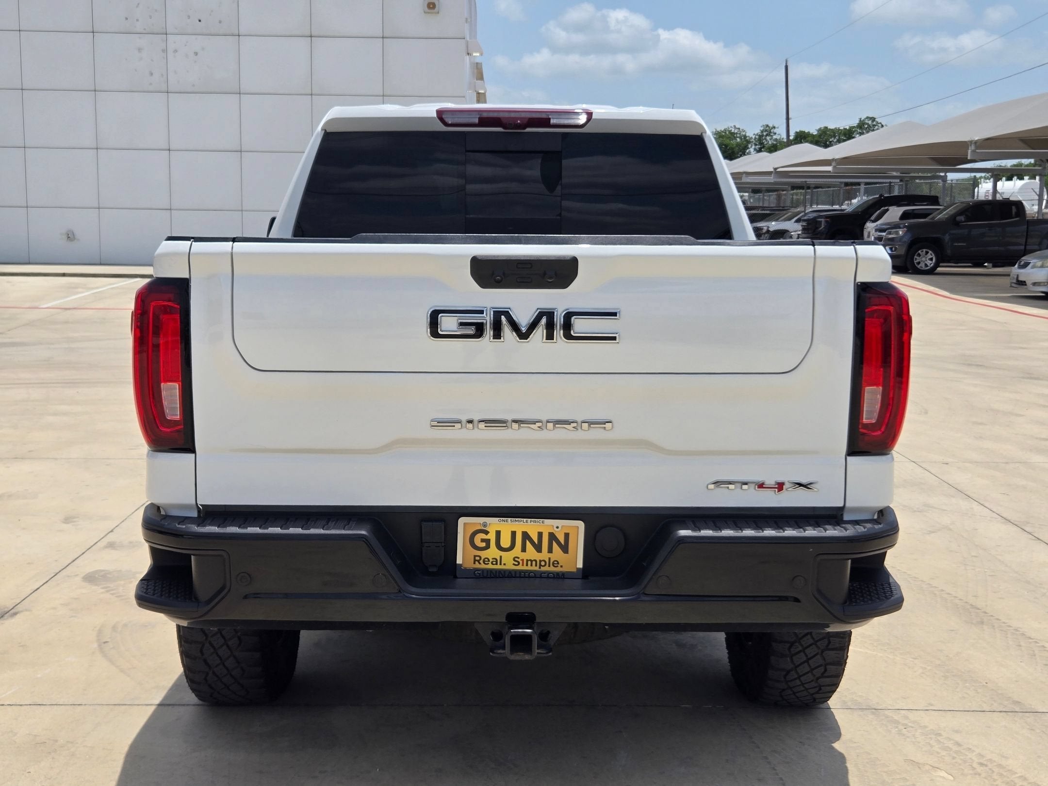 2024 GMC SIERRA 1500 AT4X