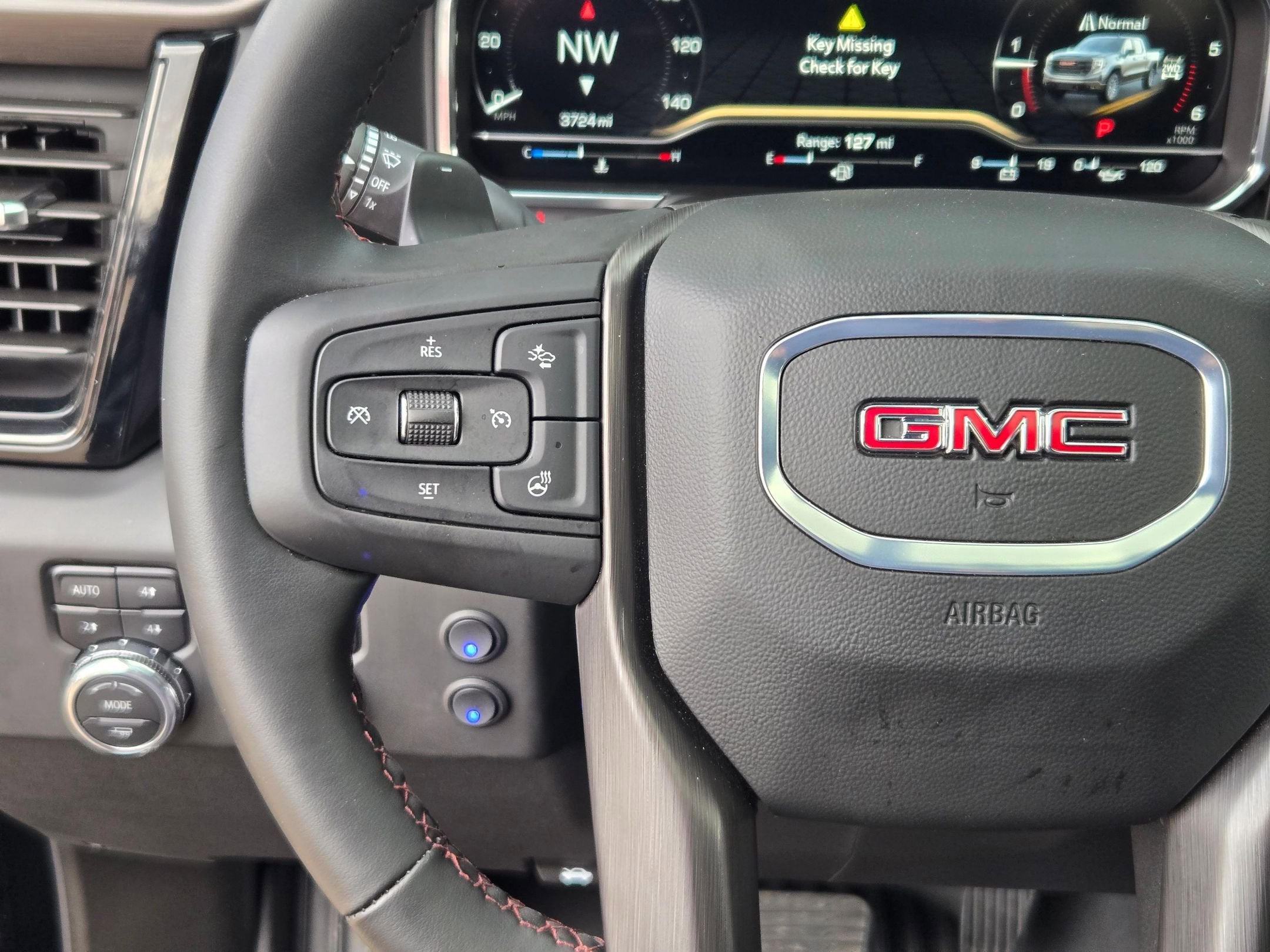 2025 GMC SIERRA 1500 AT4X