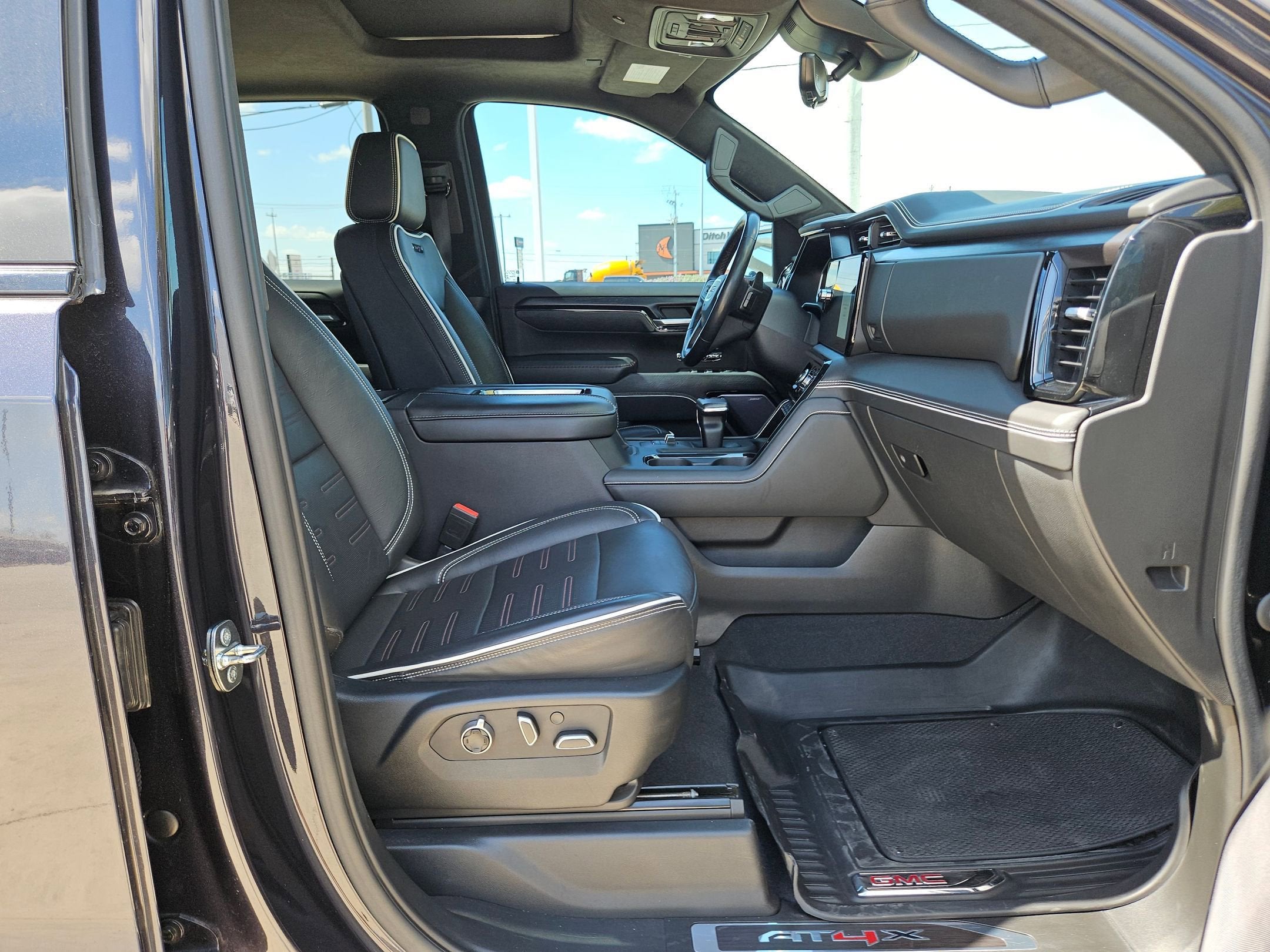 2022 GMC SIERRA 1500 AT4X