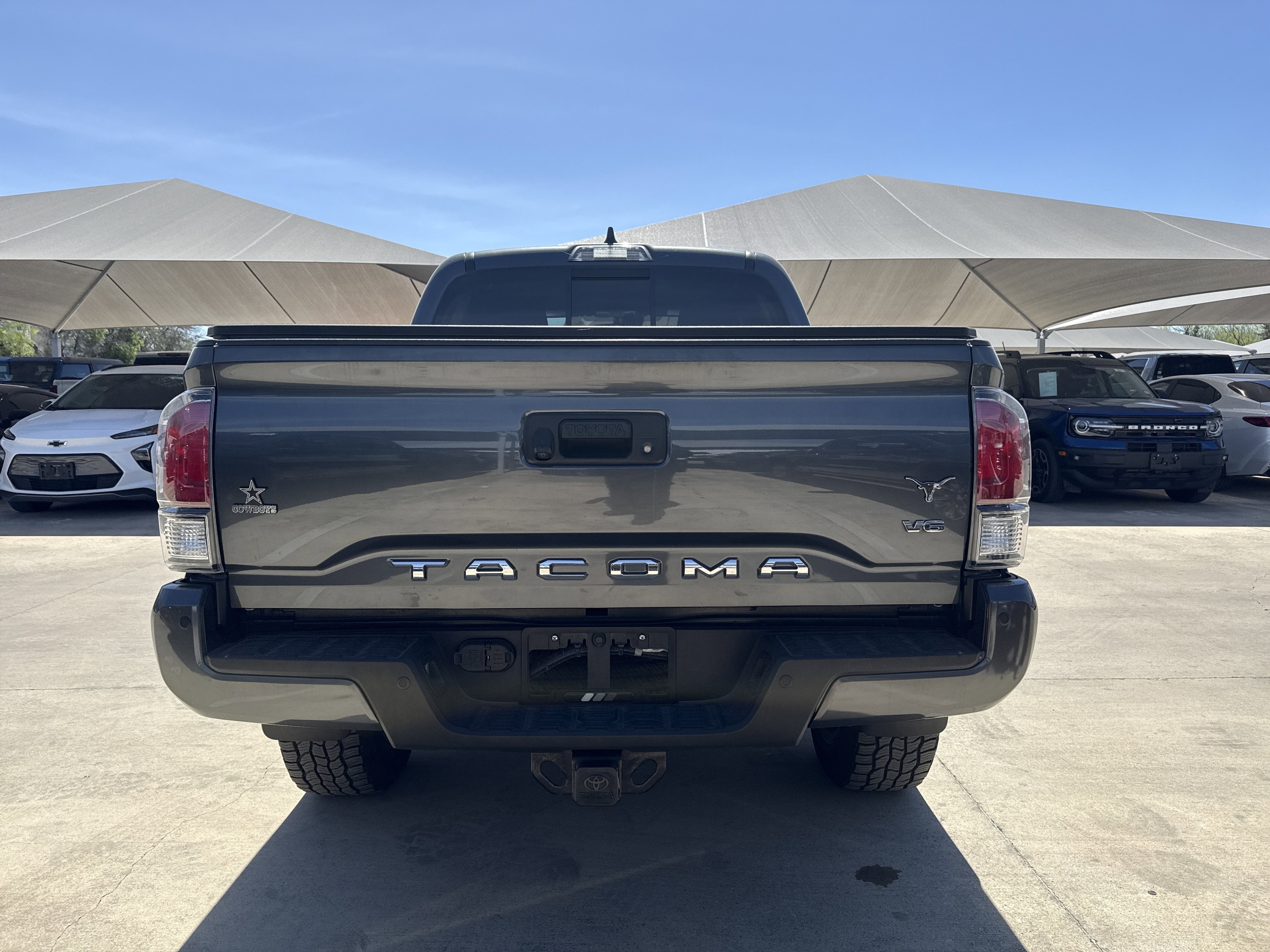 2022 Toyota TACOMA LIMITED