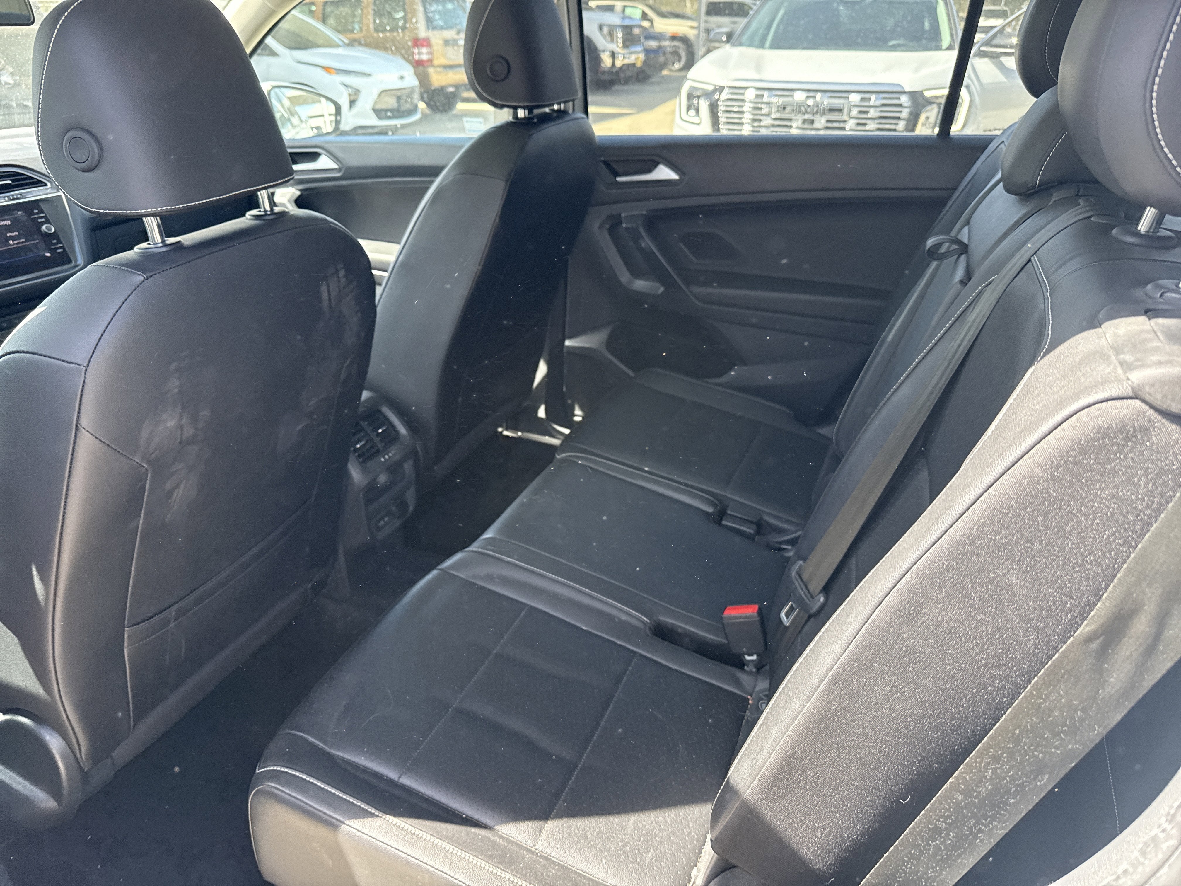 2021 Volkswagen TIGUAN SE SE