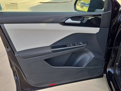 2025 Volkswagen TAOS S