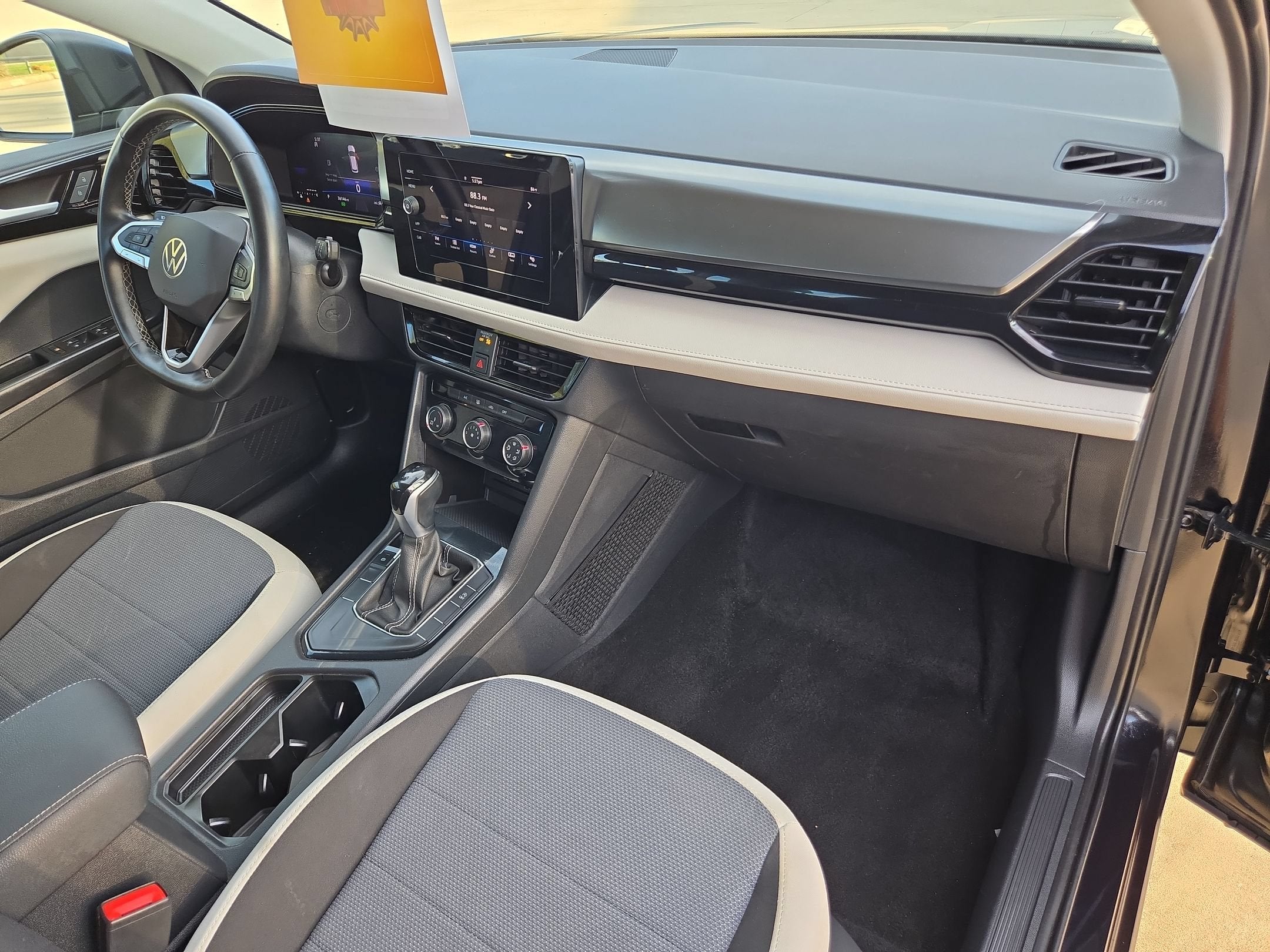2025 Volkswagen TAOS S