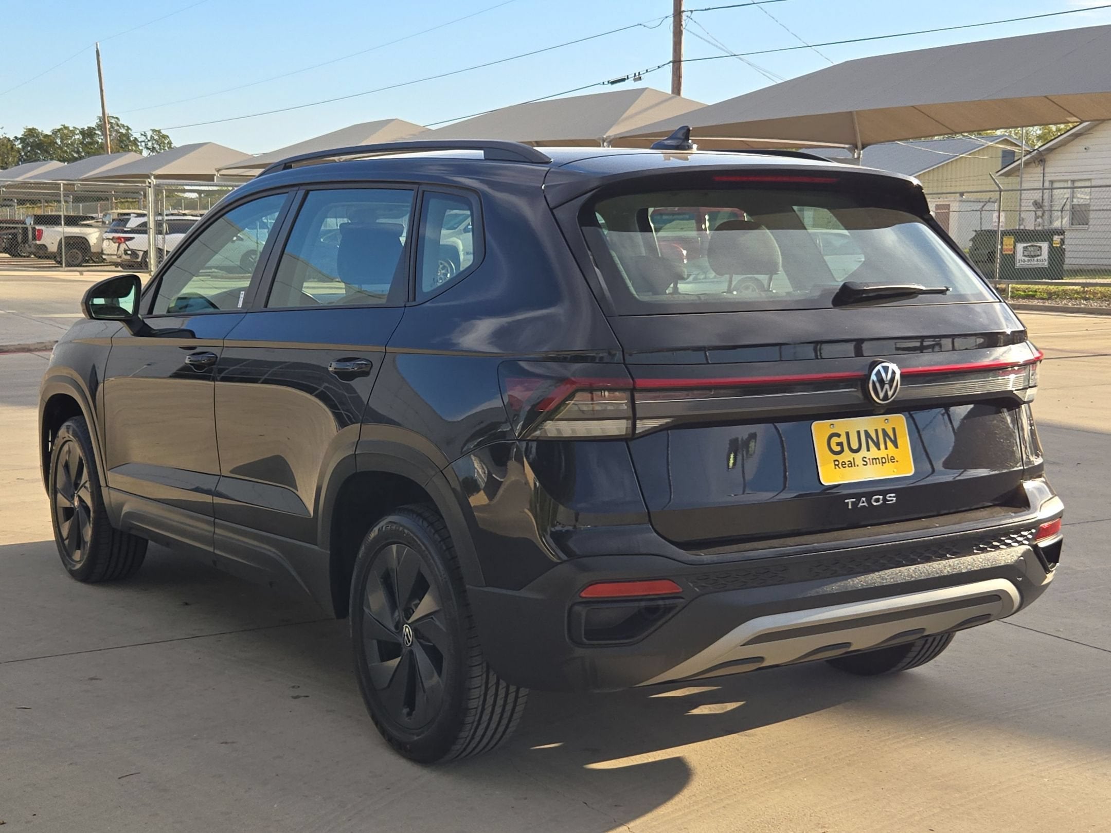 2025 Volkswagen TAOS S