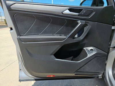 2022 Volkswagen TIGUAN SE R-LINE BLK