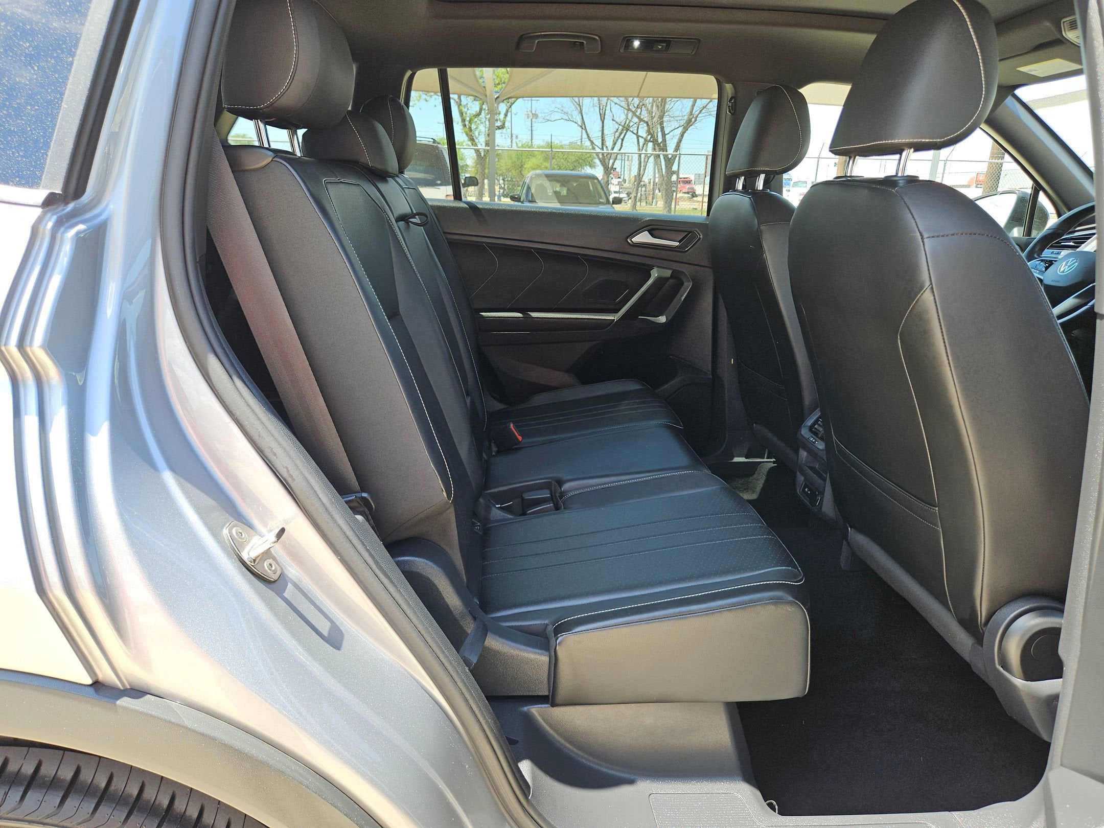 2022 Volkswagen TIGUAN SE R-LINE BLK