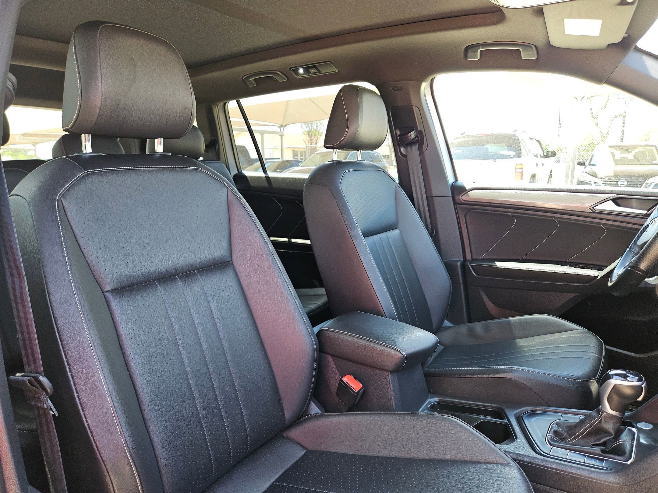 2022 Volkswagen TIGUAN SE R-LINE BLK