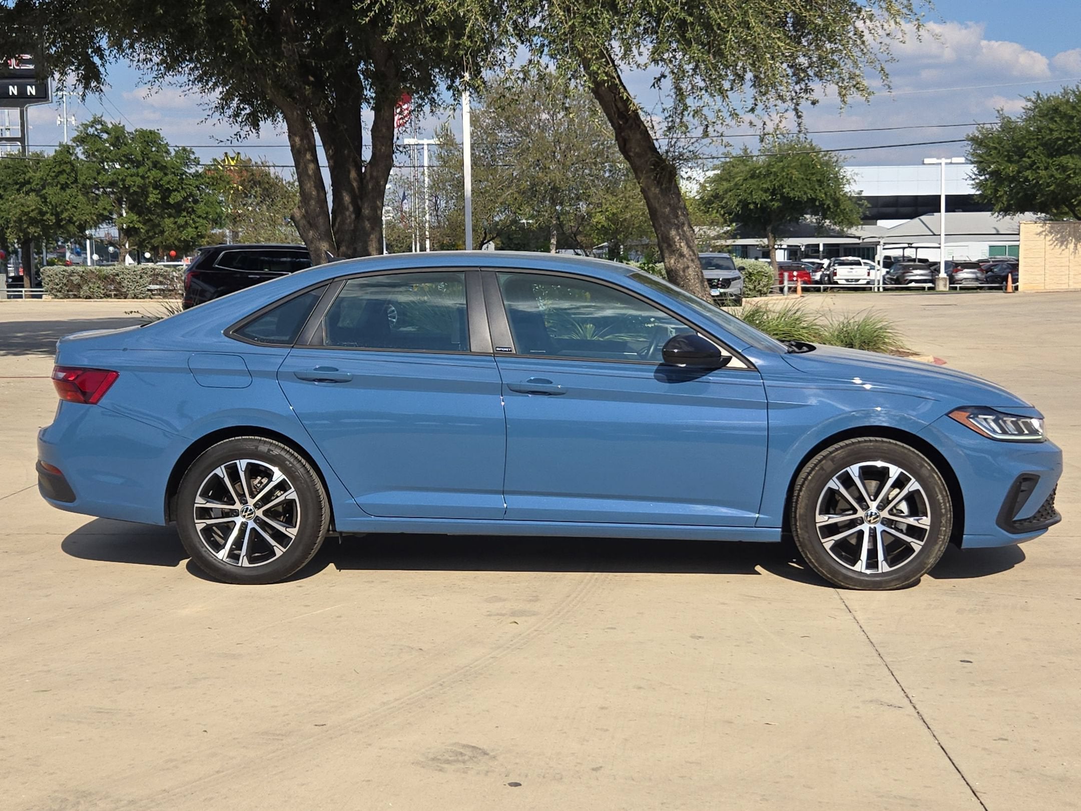 2025 Volkswagen JETTA SPORT