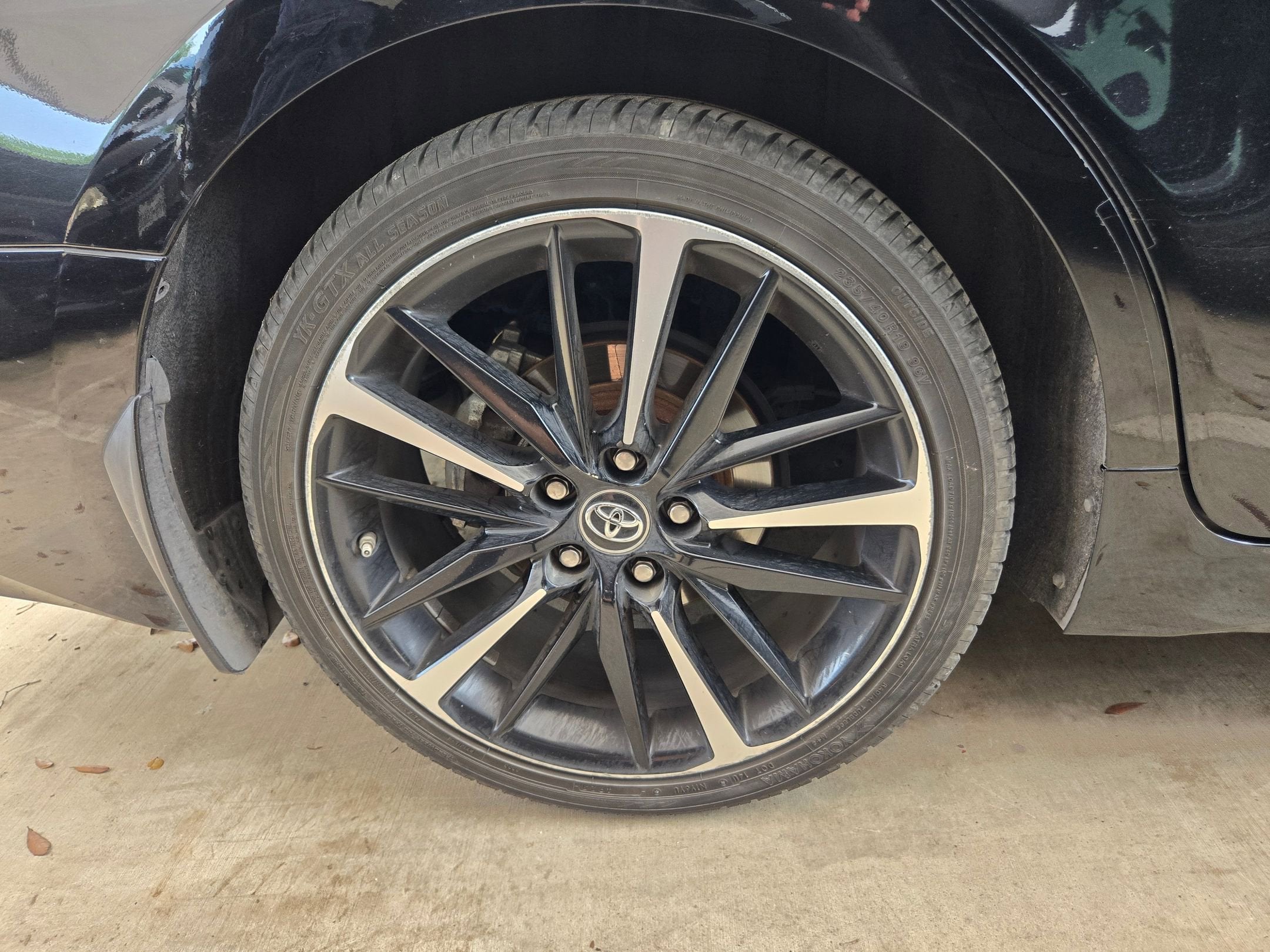 2019 Toyota CAMRY XSE