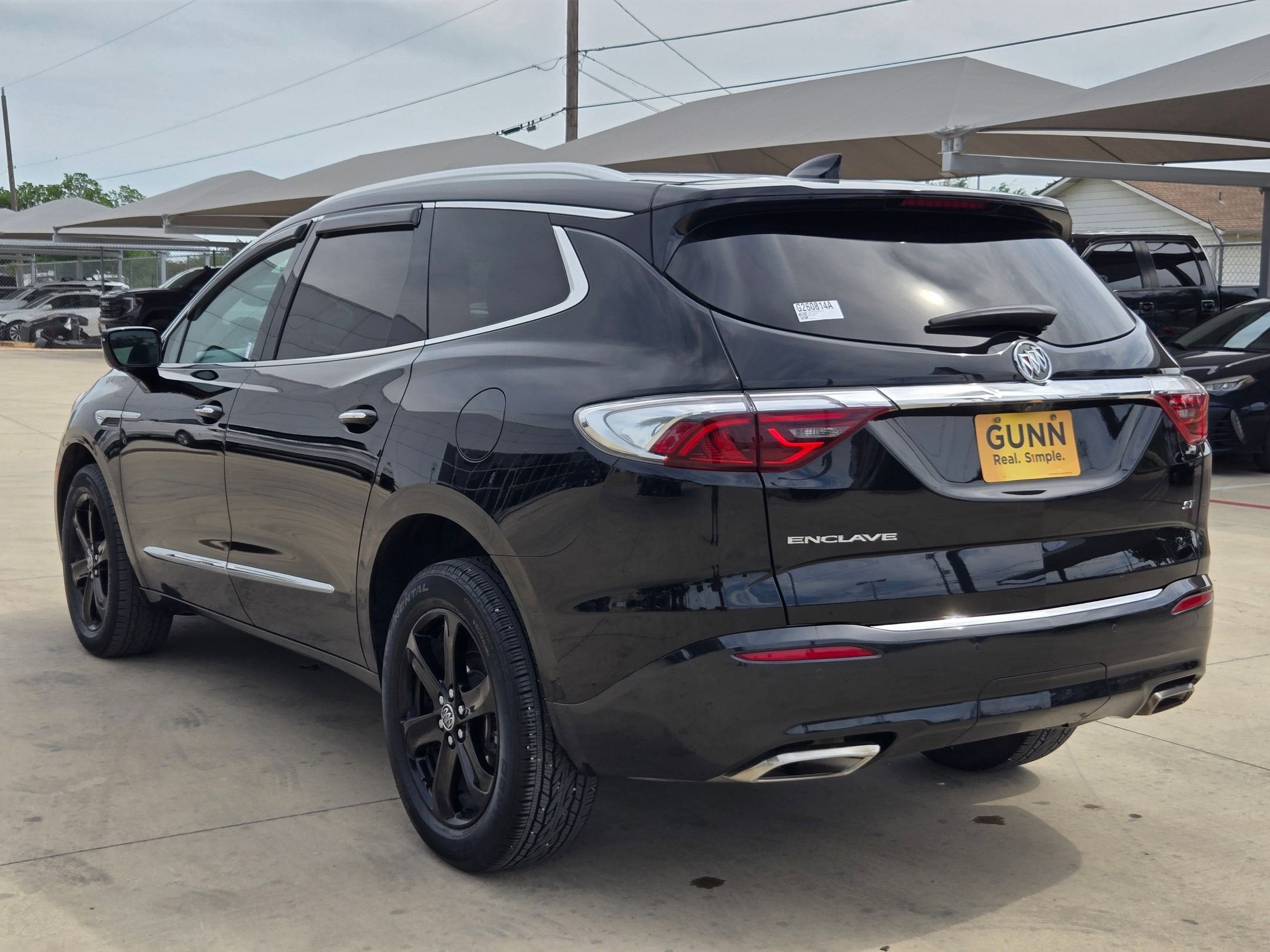 2024 Buick ENCLAVE LT