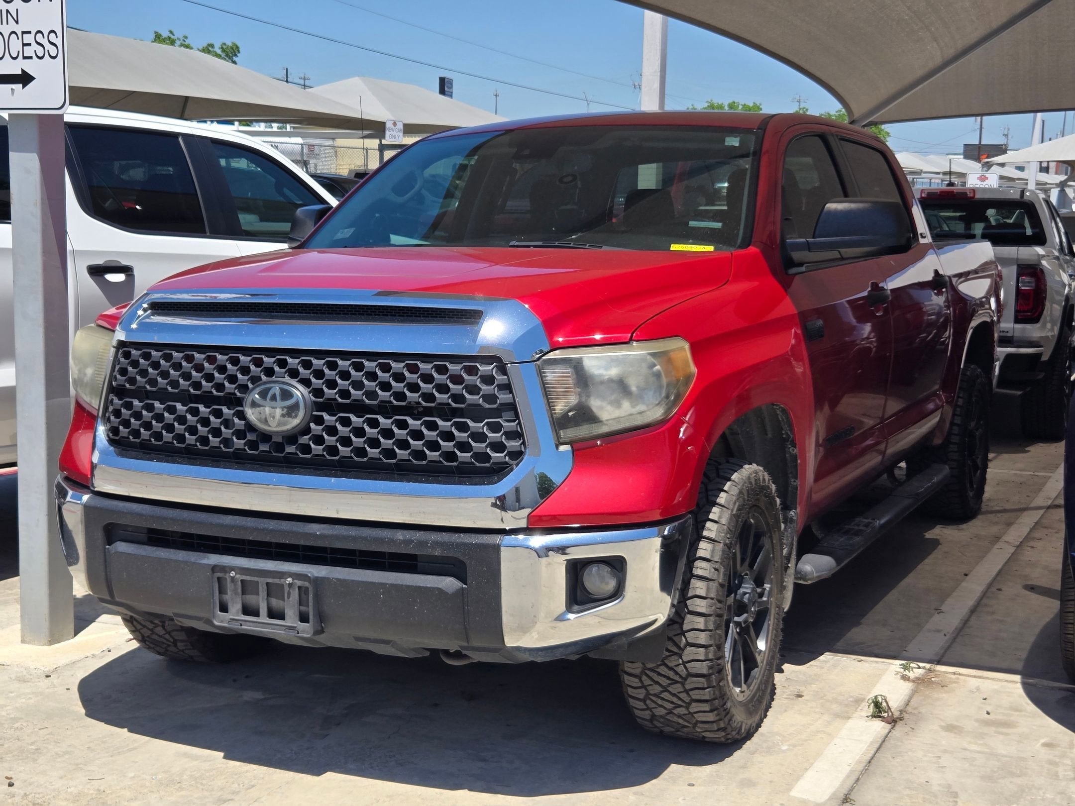 2020 Toyota TUNDRA SR5