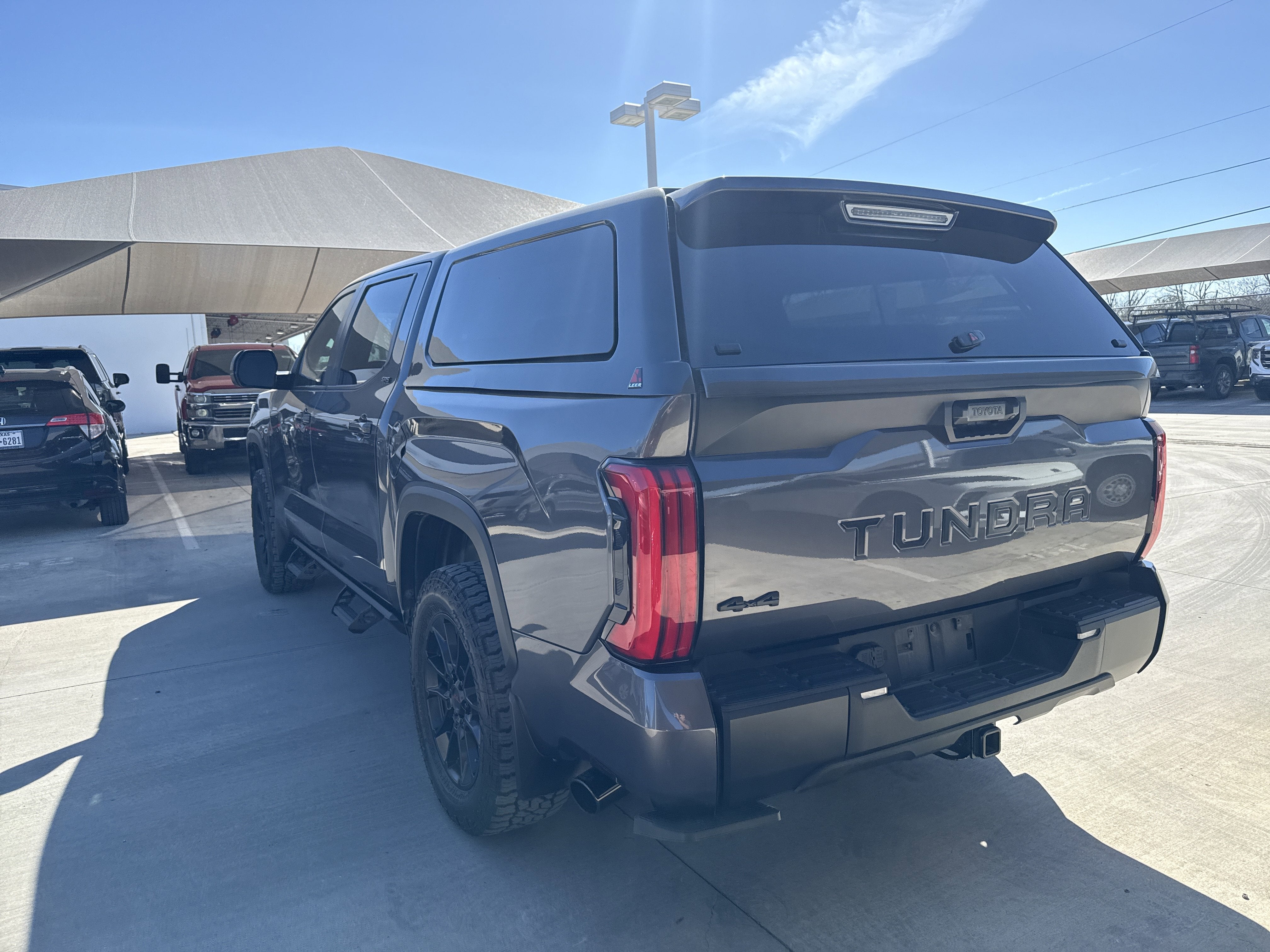 2024 Toyota TUNDRA 4WD SR5