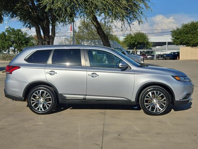2016 Mitsubishi OUTLANDER SE SE