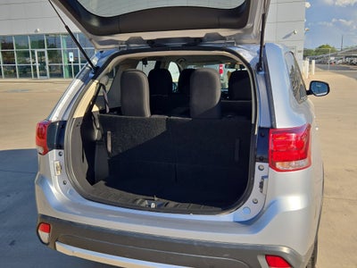 2016 Mitsubishi OUTLANDER SE SE