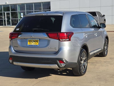 2016 Mitsubishi OUTLANDER SE SE