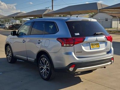 2016 Mitsubishi OUTLANDER SE SE