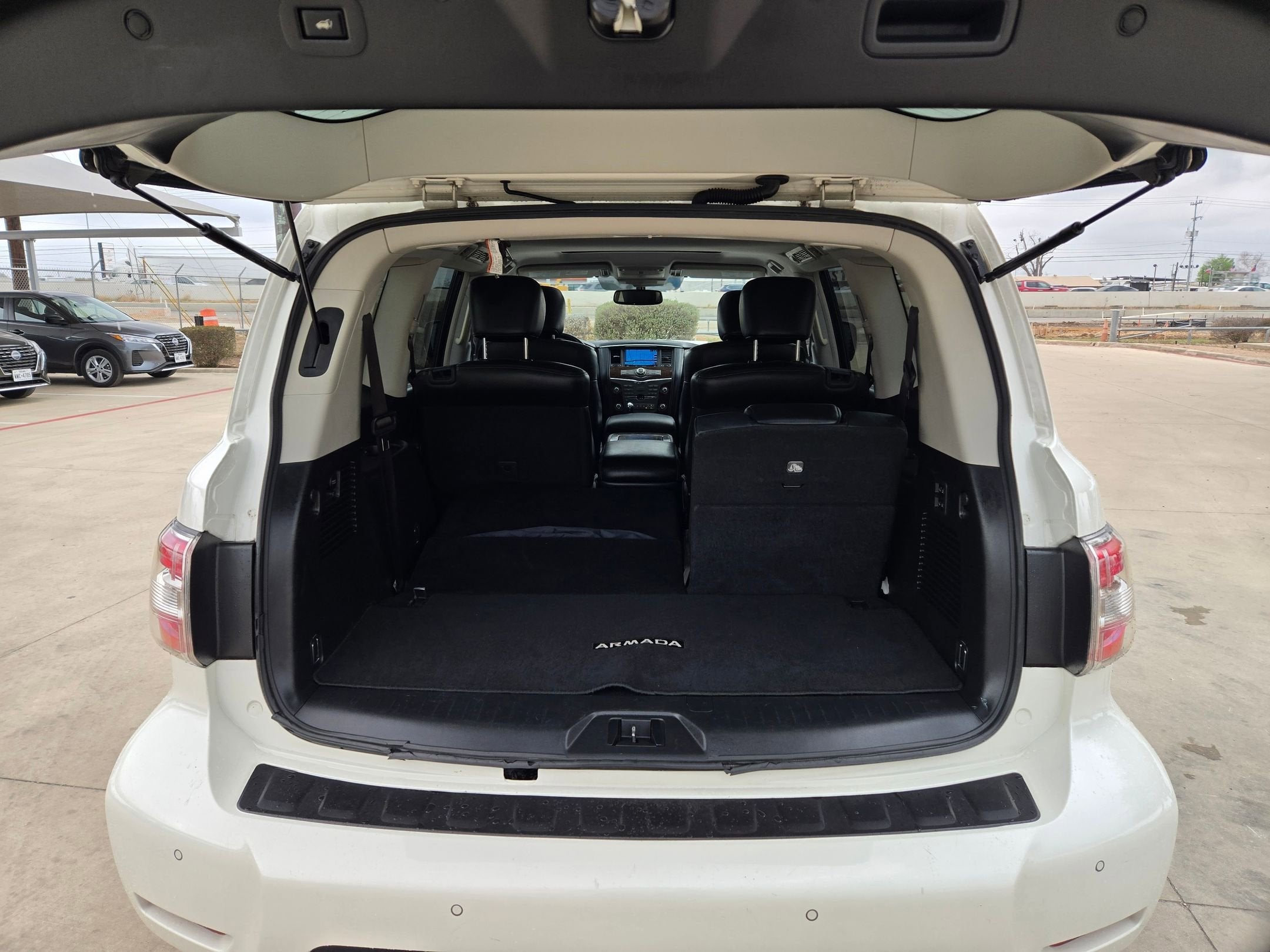 2019 Nissan ARMADA SL