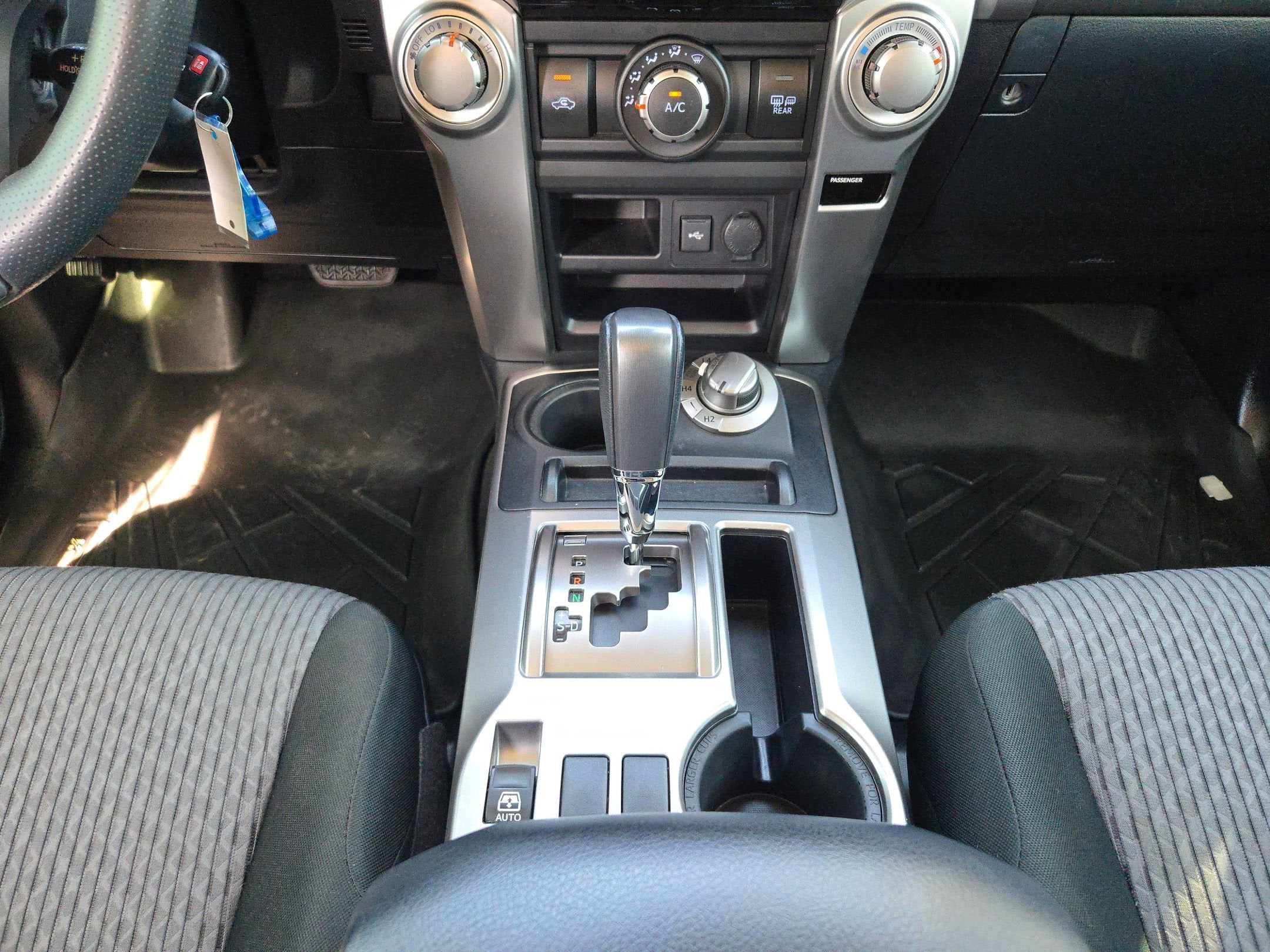 2020 Toyota 4RUNNER SR5