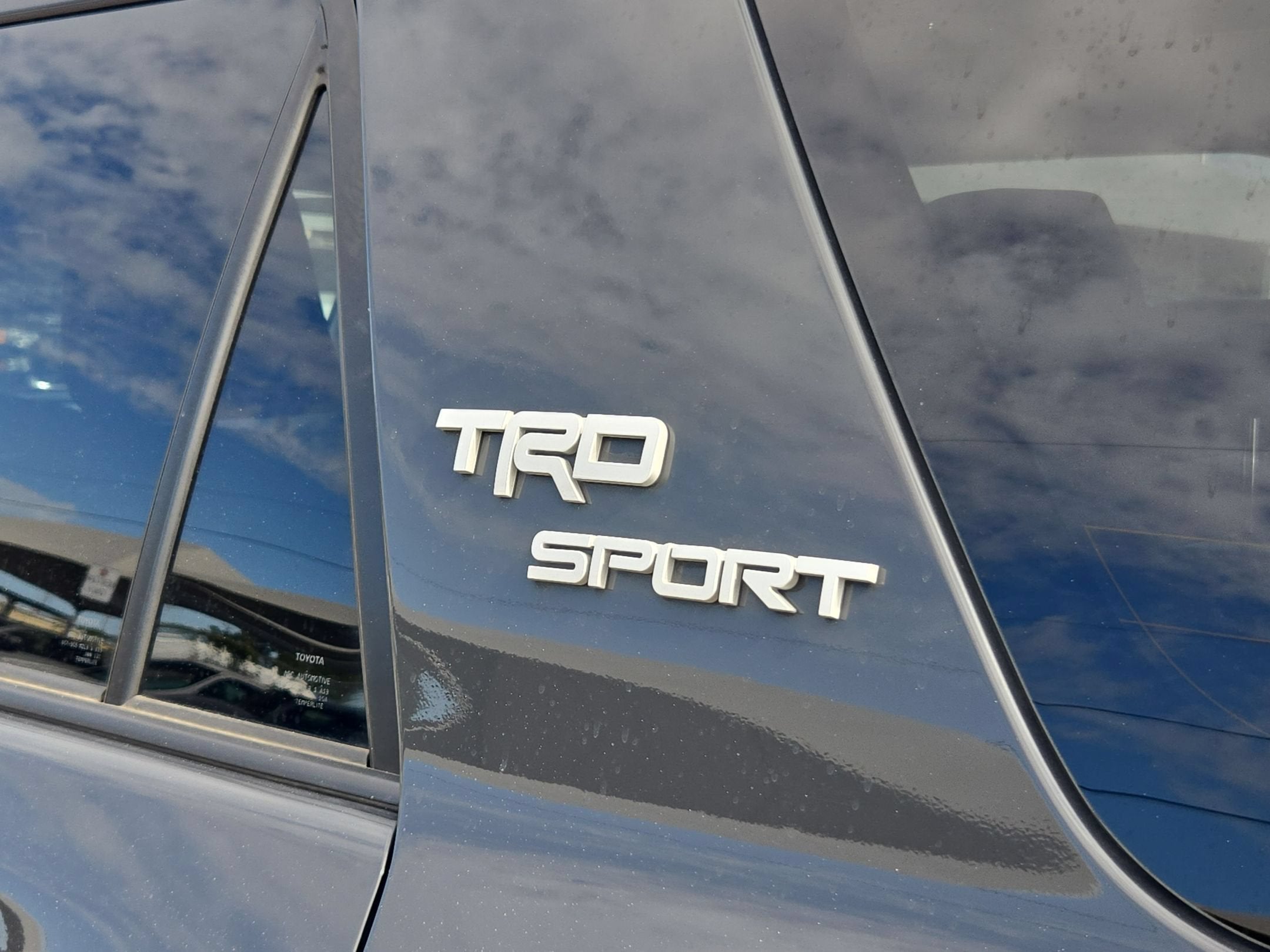 2024 Toyota 4RUNNER TRD SPORT