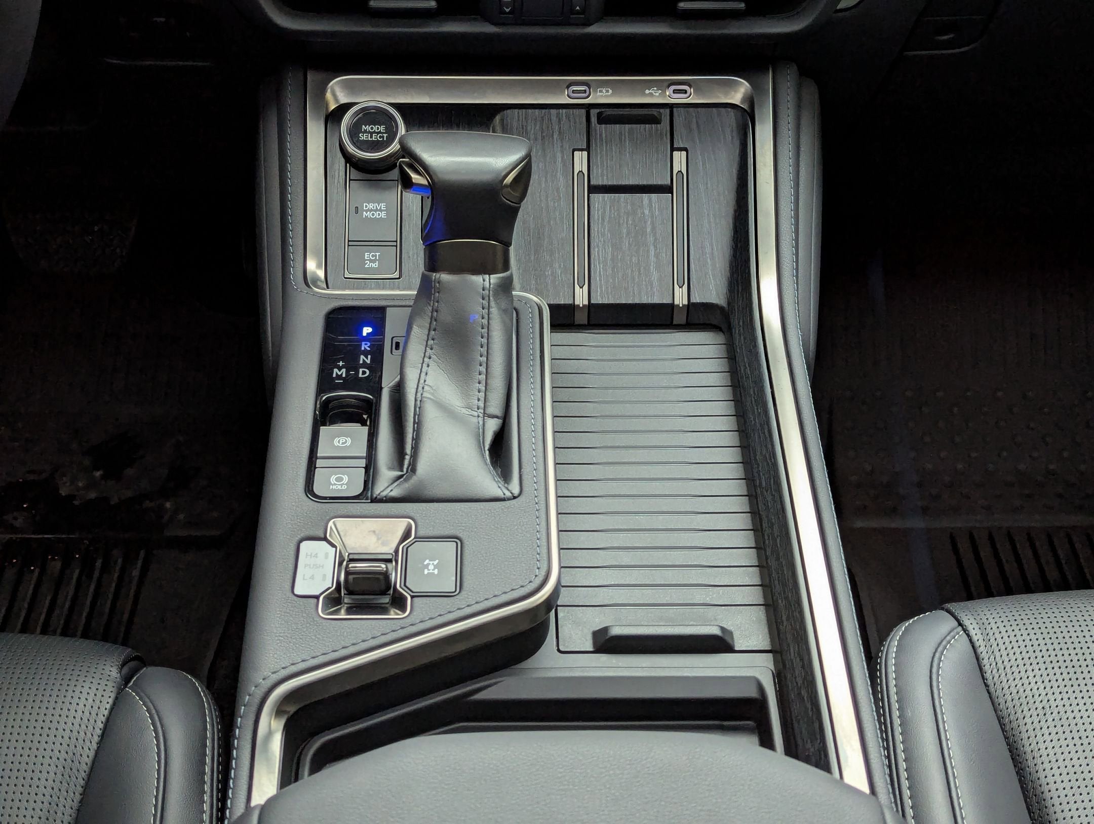 2024 Lexus GX 550 LUXURY AWD 