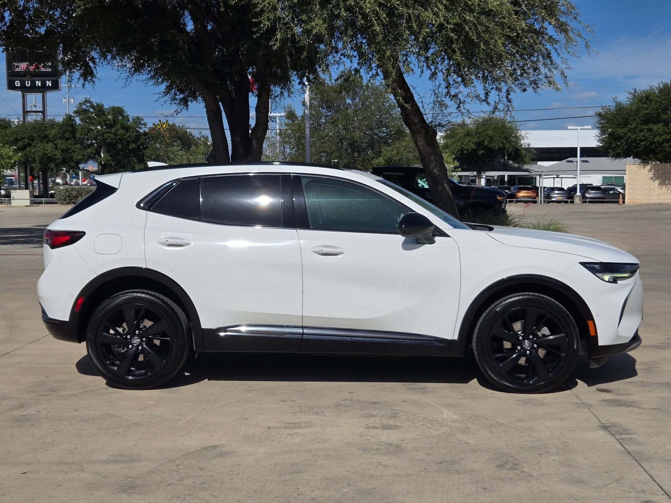 2022 Buick ENVISION ESSENCE