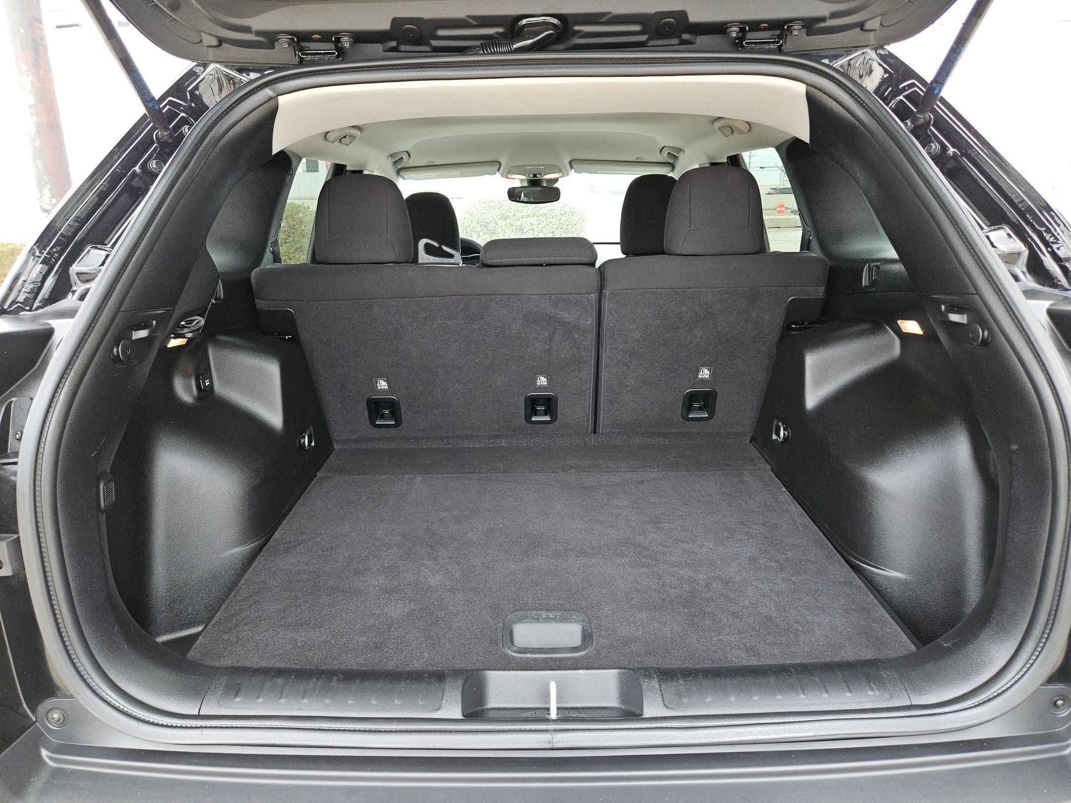 2021 Jeep Cherokee Latitude