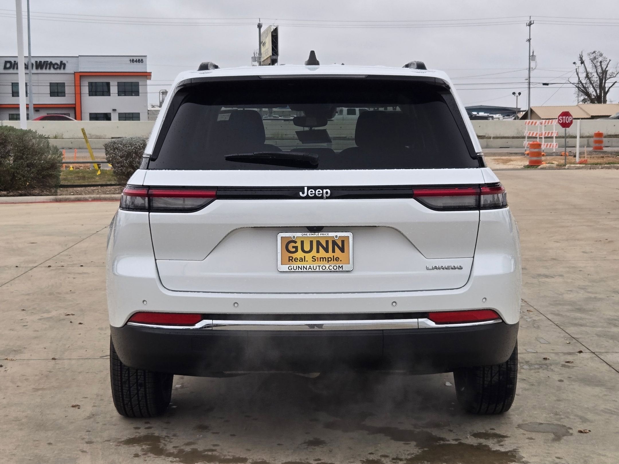 2024 Jeep Grand Cherokee Laredo