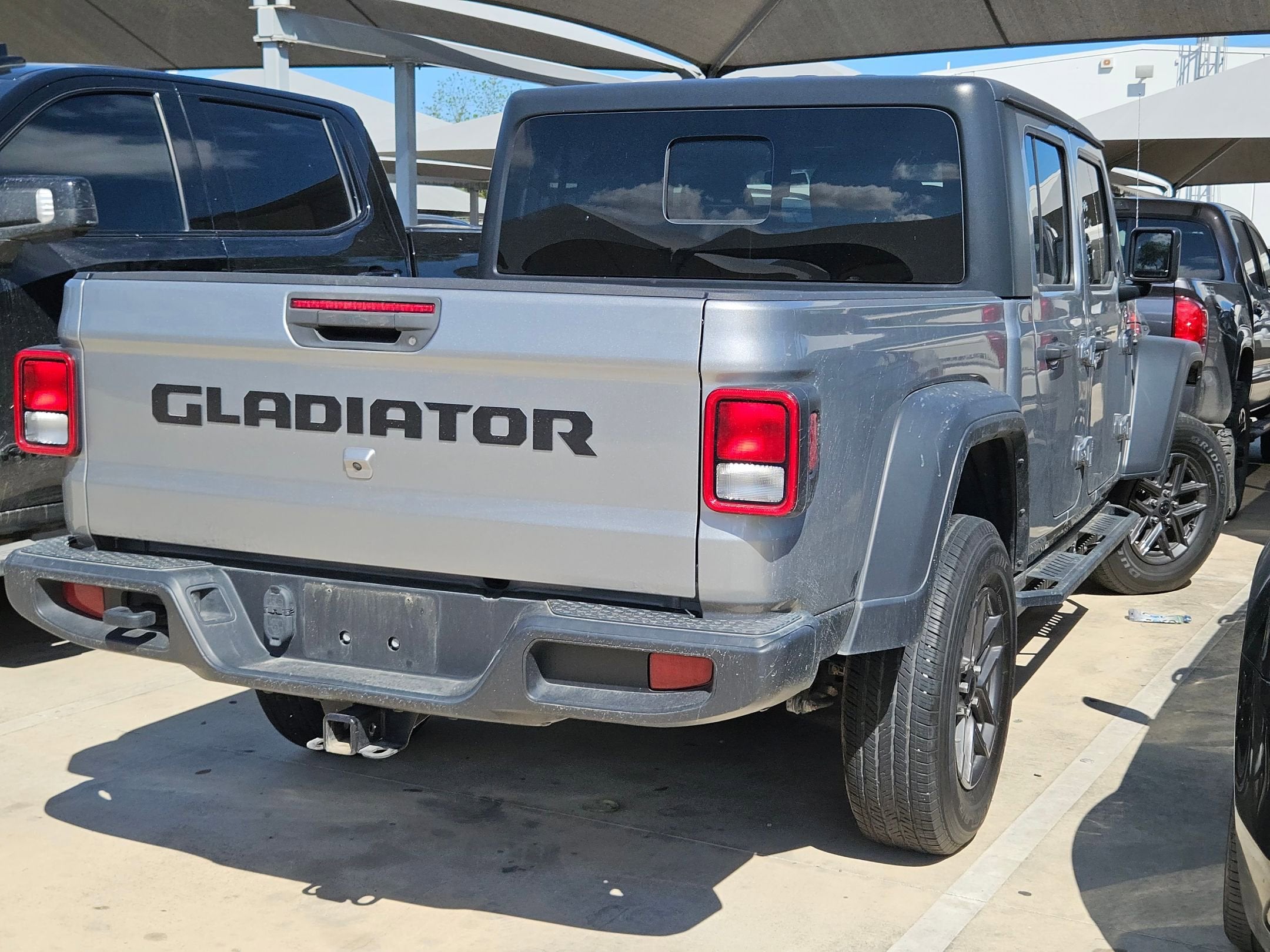 2020 Jeep Gladiator Sport