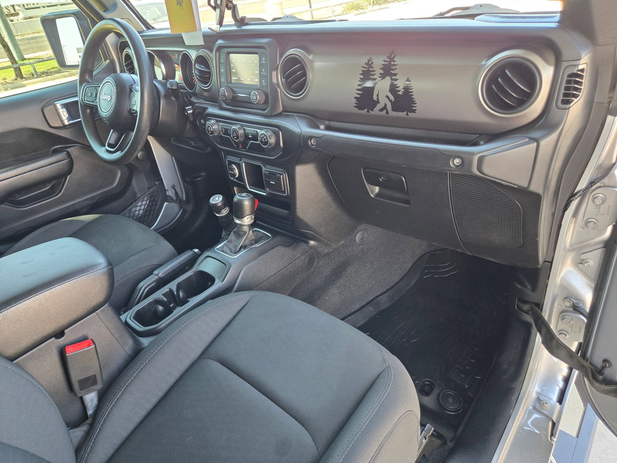 2020 Jeep Gladiator Sport