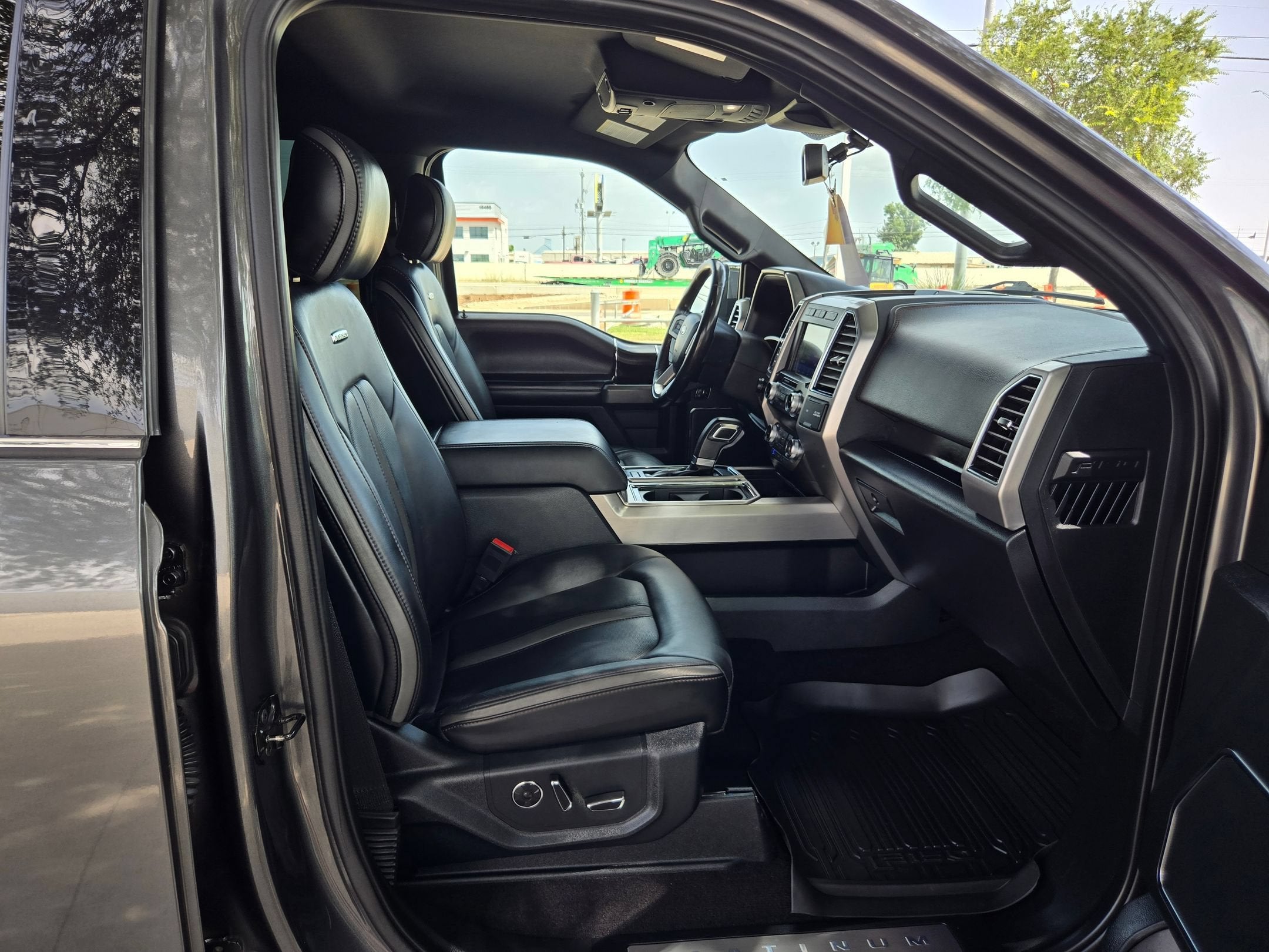 2019 Ford F-150 PLATINUM ECOBOOST