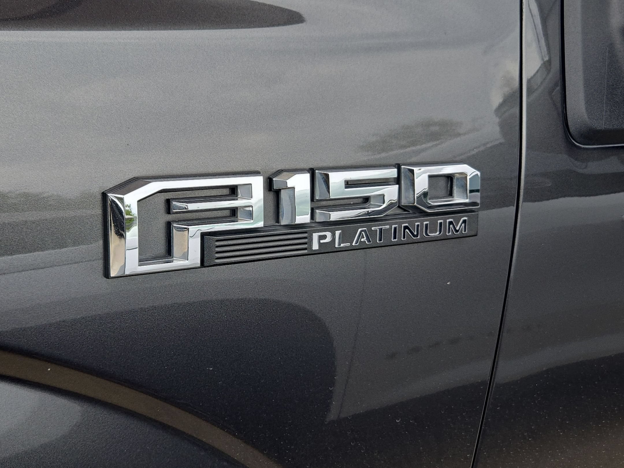 2018 Ford F-150 PLATUNUM