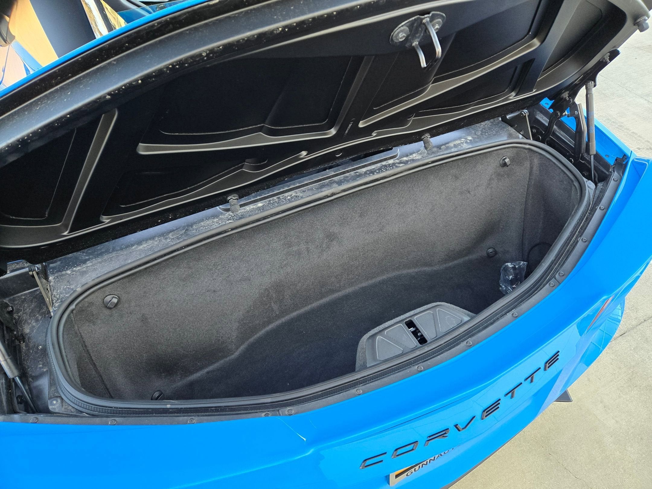 2023 Chevrolet Corvette 2LT